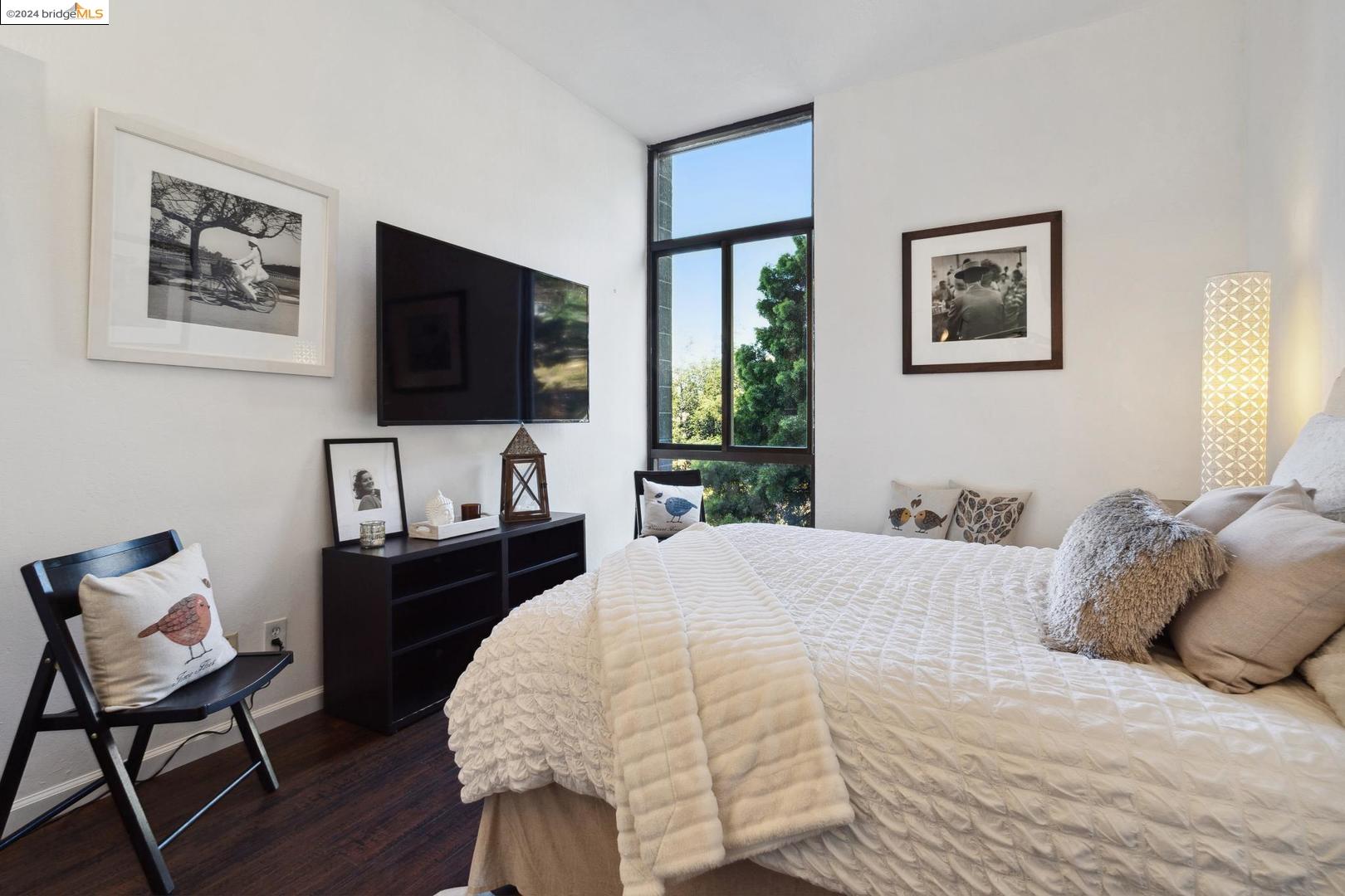 Detail Gallery Image 22 of 37 For 555 Pierce Apt 2,  Albany,  CA 94706 - 2 Beds | 2 Baths