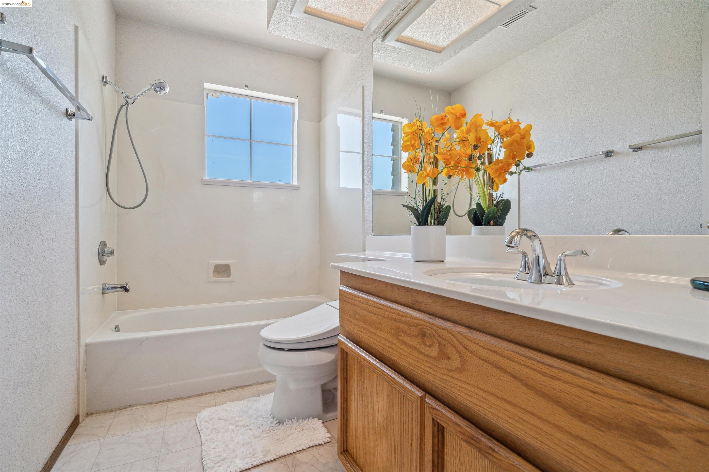 Detail Gallery Image 16 of 28 For 4428 Shannondale Dr, Antioch,  CA 94531 - 4 Beds | 2/1 Baths