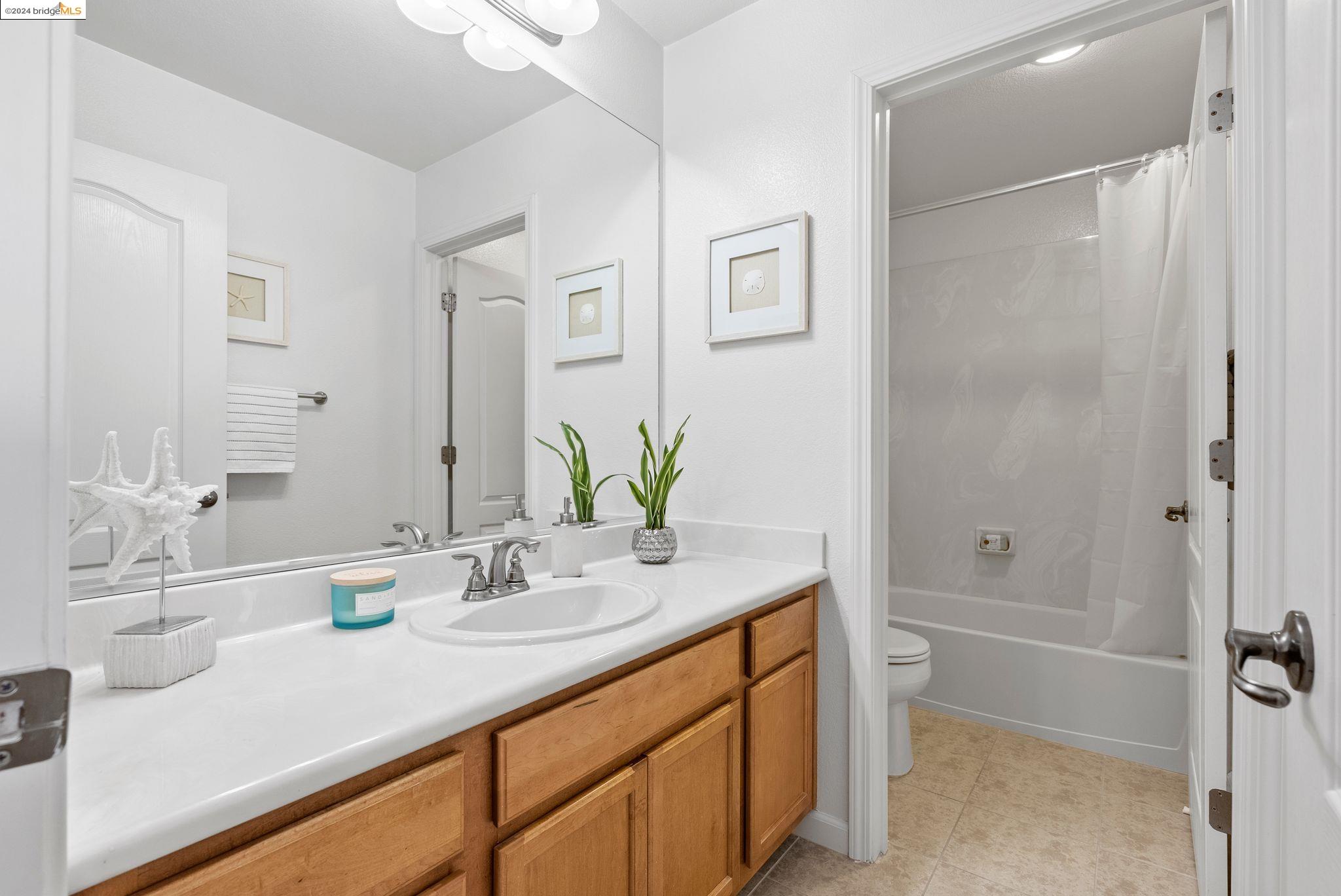 Detail Gallery Image 25 of 37 For 28545 Anchorage Lane, Hayward,  CA 94545 - 3 Beds | 2/1 Baths