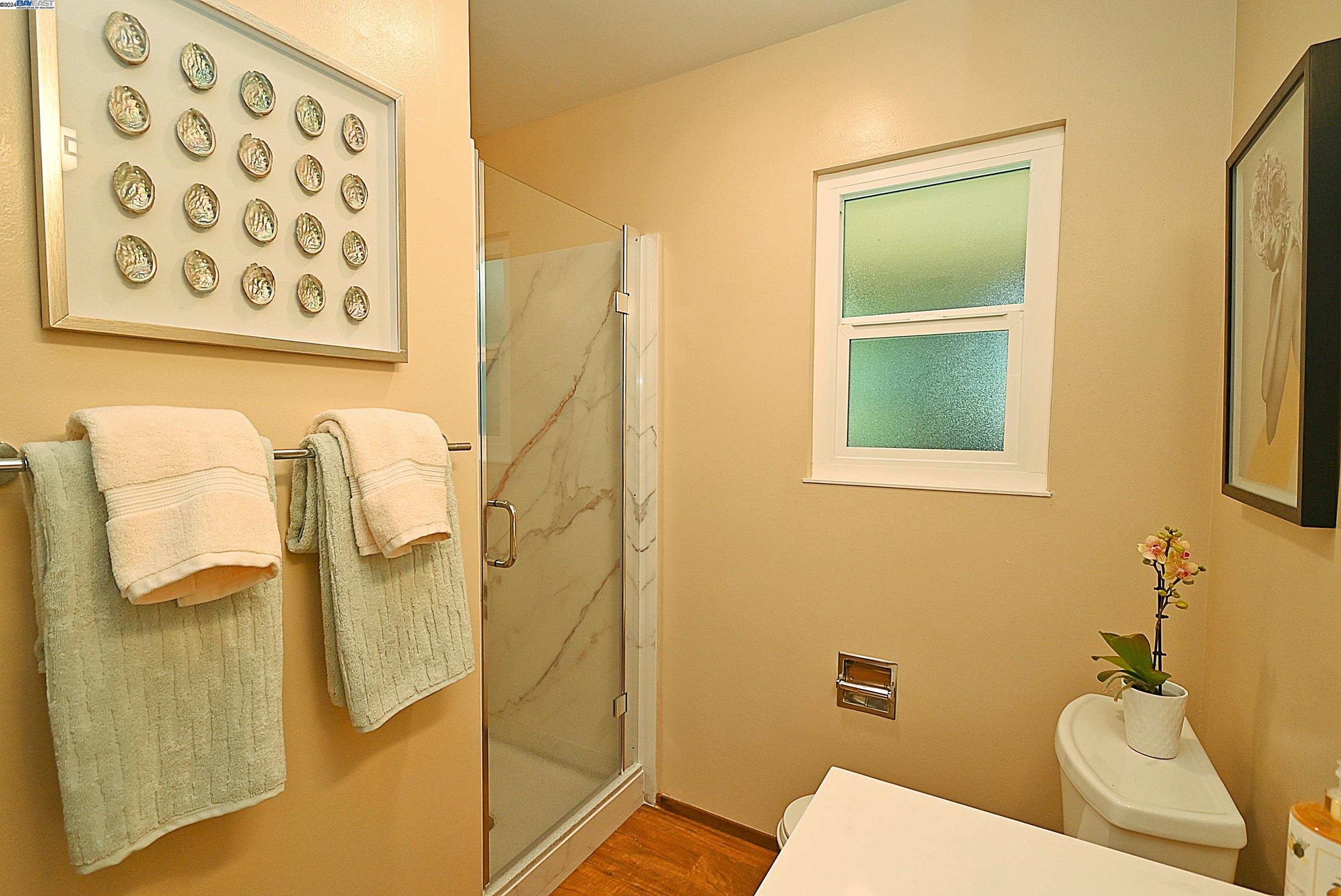 Detail Gallery Image 21 of 31 For 118 Dahlia Dr., Alameda,  CA 94502 - 3 Beds | 2 Baths