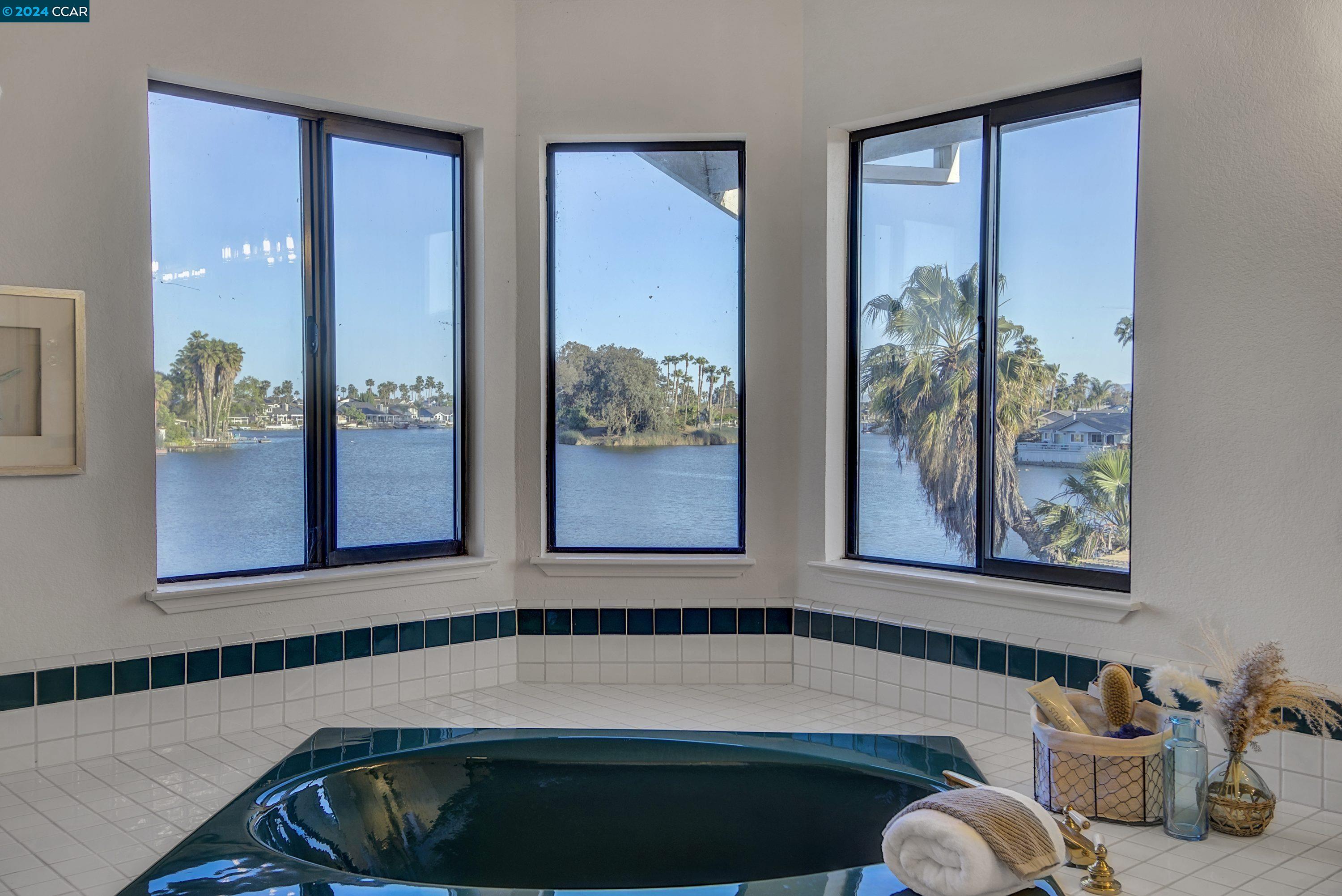 Detail Gallery Image 46 of 59 For 1255 Beach Ct, Discovery Bay,  CA 94505 - 4 Beds | 3/1 Baths