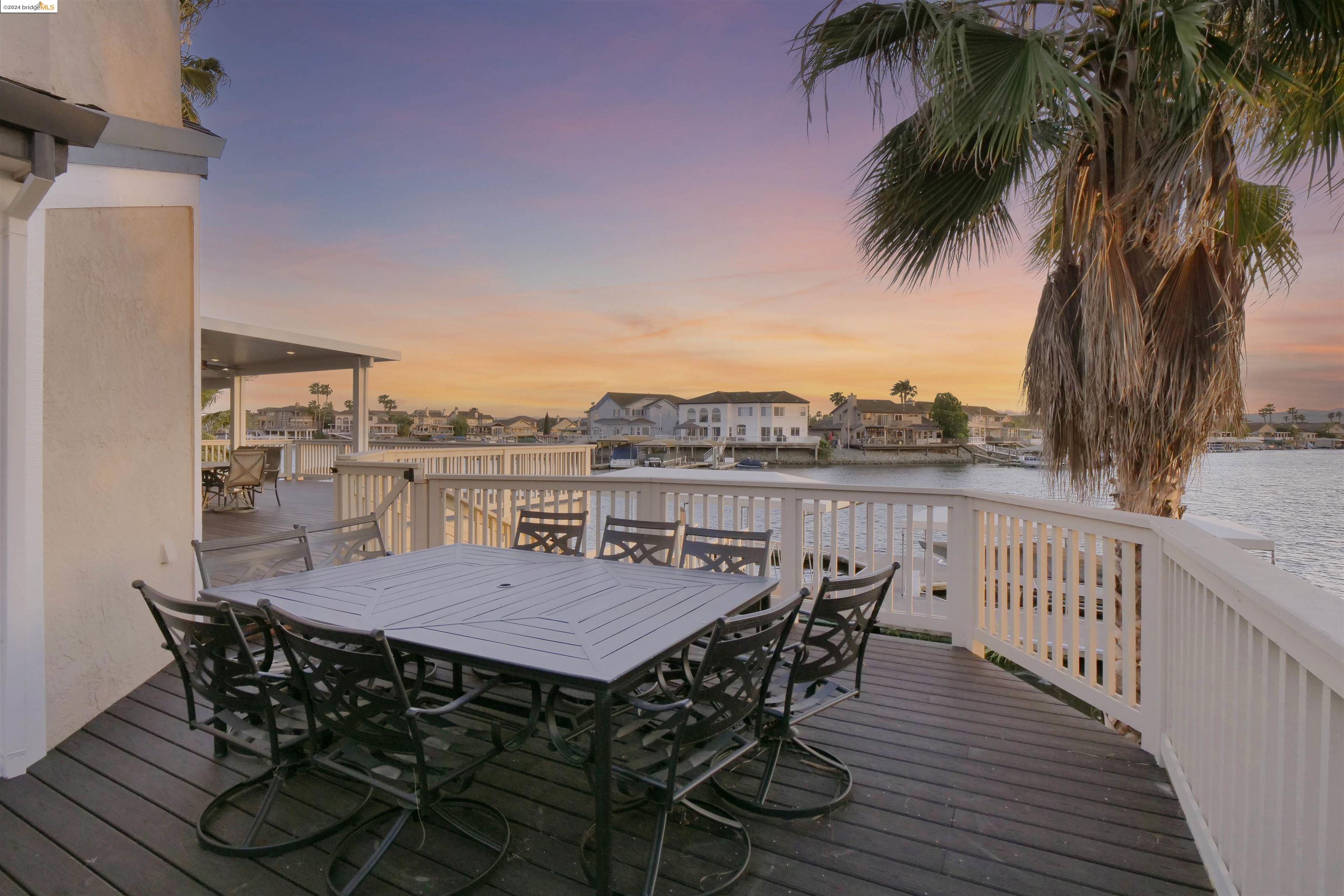Detail Gallery Image 9 of 60 For 1825 Surfside Ct, Discovery Bay,  CA 94505 - 3 Beds | 2 Baths