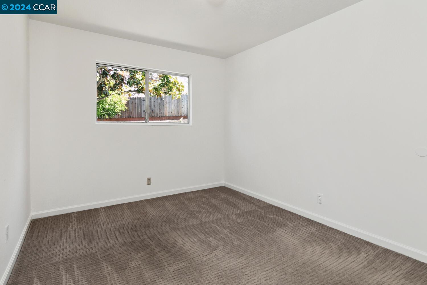 Detail Gallery Image 14 of 24 For 156 Woodview Ct, Martinez,  CA 94553 - 3 Beds | 2 Baths