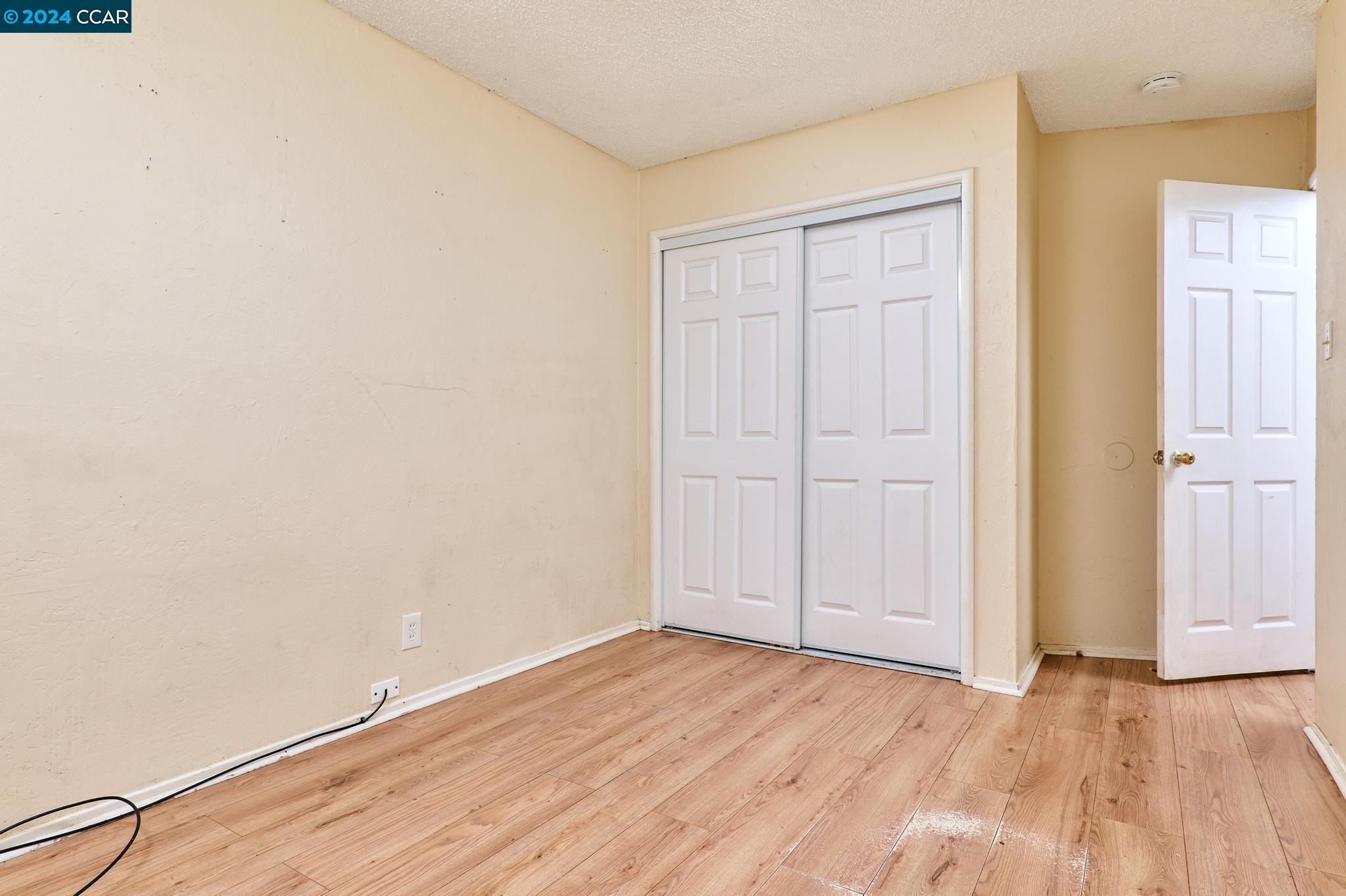 Detail Gallery Image 11 of 19 For 160 S 33rd St, Richmond,  CA 94804 - 3 Beds | 1/1 Baths