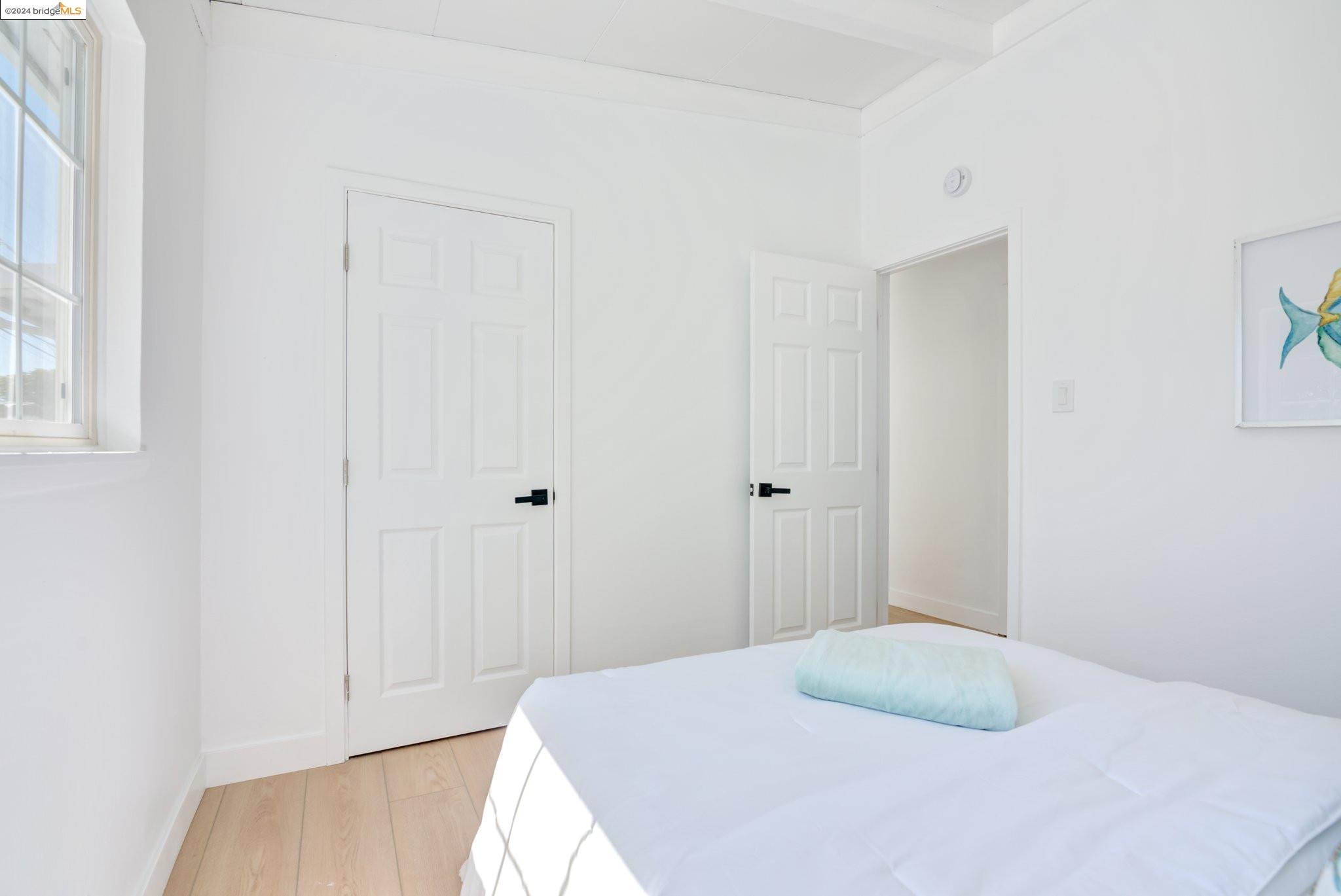 Detail Gallery Image 30 of 41 For 1540 S Norfolk St, San Mateo,  CA 94401 - 3 Beds | 2 Baths