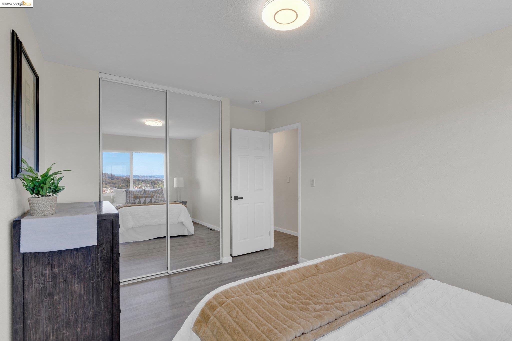 Detail Gallery Image 17 of 31 For 3070 Sun Ct, Richmond,  CA 94803 - 3 Beds | 2/1 Baths