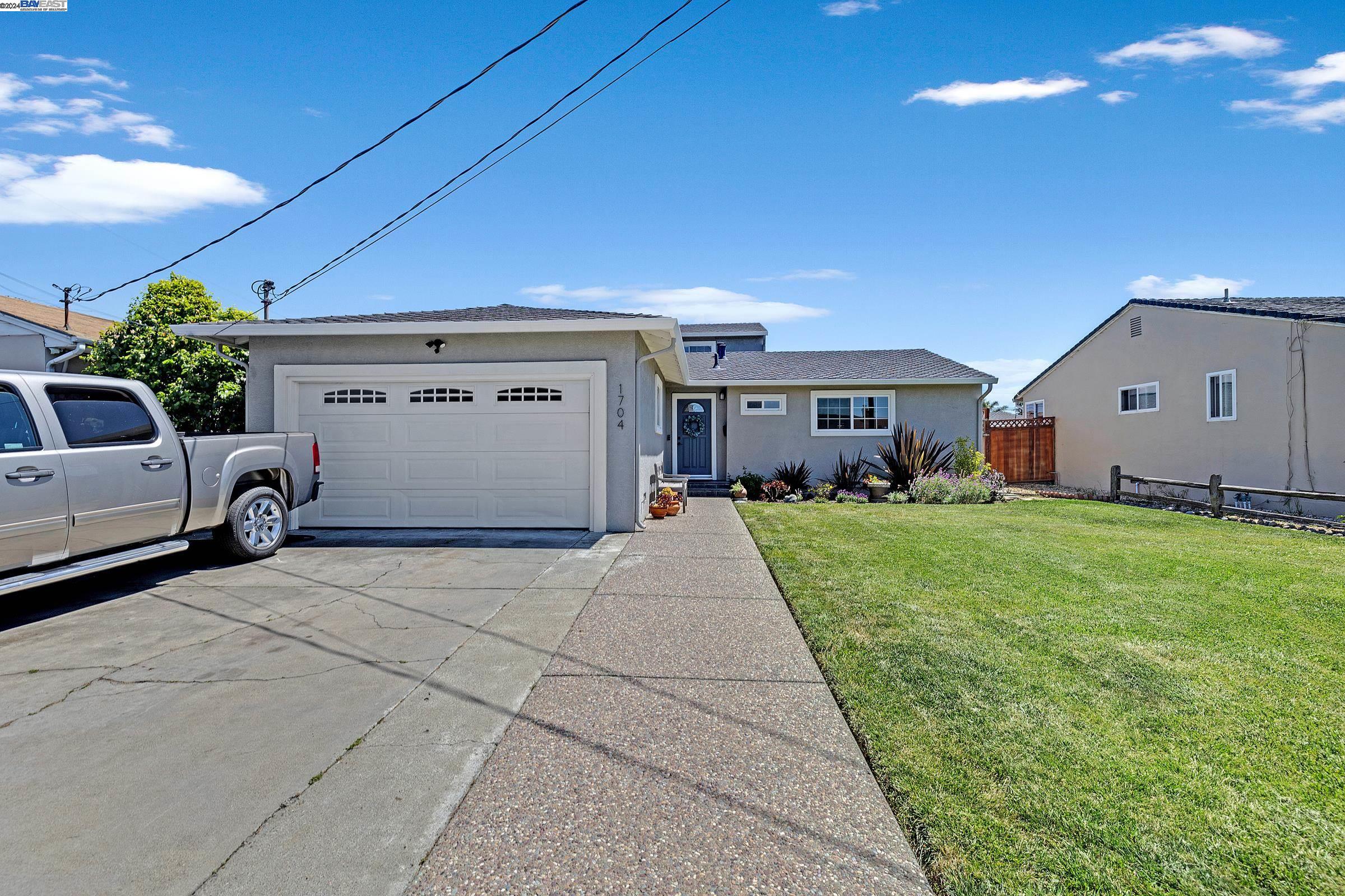 Detail Gallery Image 1 of 1 For 1704 via Amigos, San Lorenzo,  CA 94580 - 4 Beds | 2/1 Baths