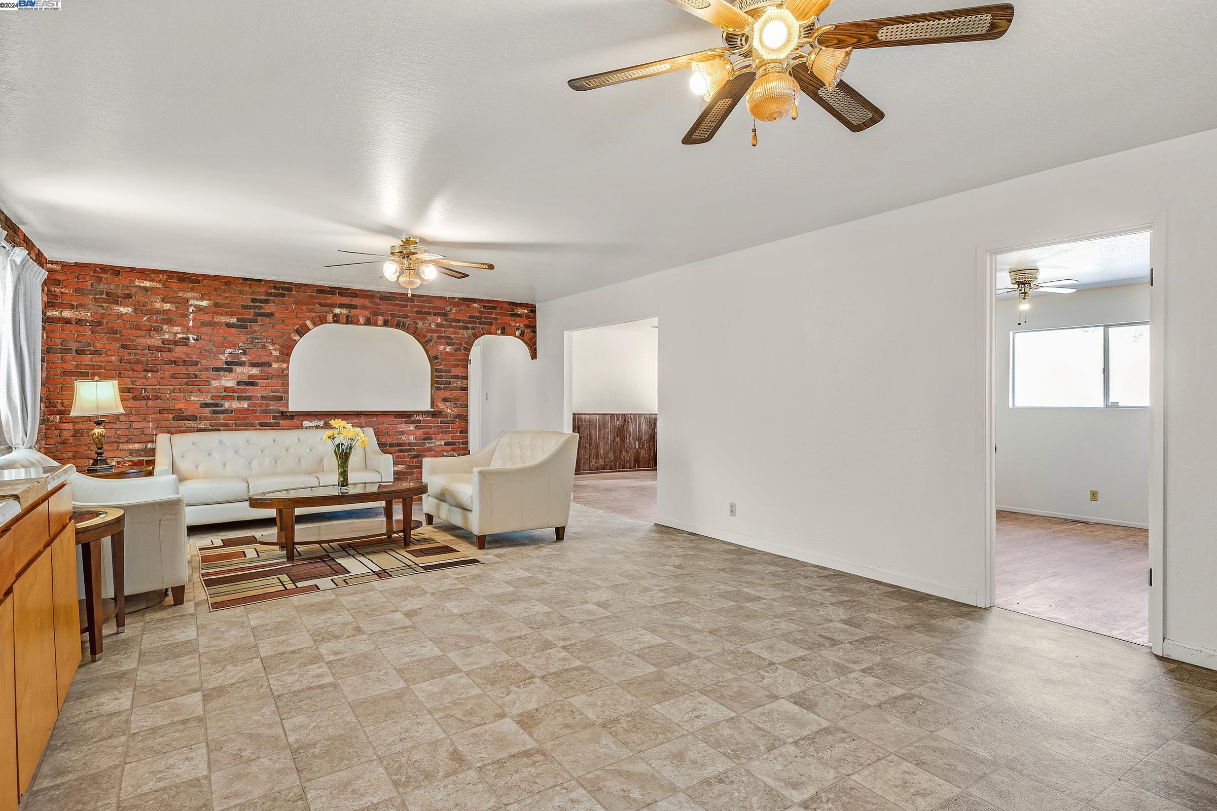 Detail Gallery Image 5 of 57 For 16881 N Midway Rd, Tracy,  CA 95377 - 4 Beds | 2 Baths