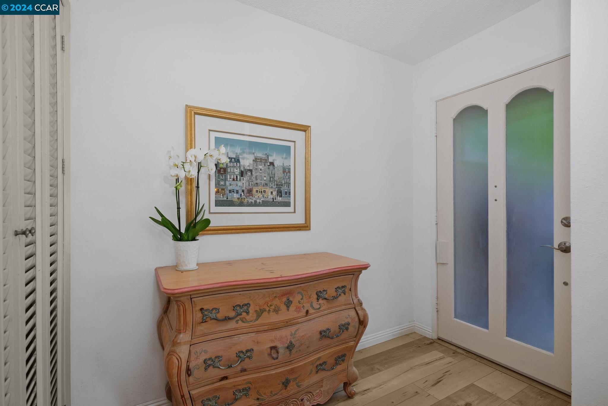 Detail Gallery Image 5 of 26 For 2233 Pine Knoll Drive #2,  Walnut Creek,  CA 94595 - 1 Beds | 1 Baths