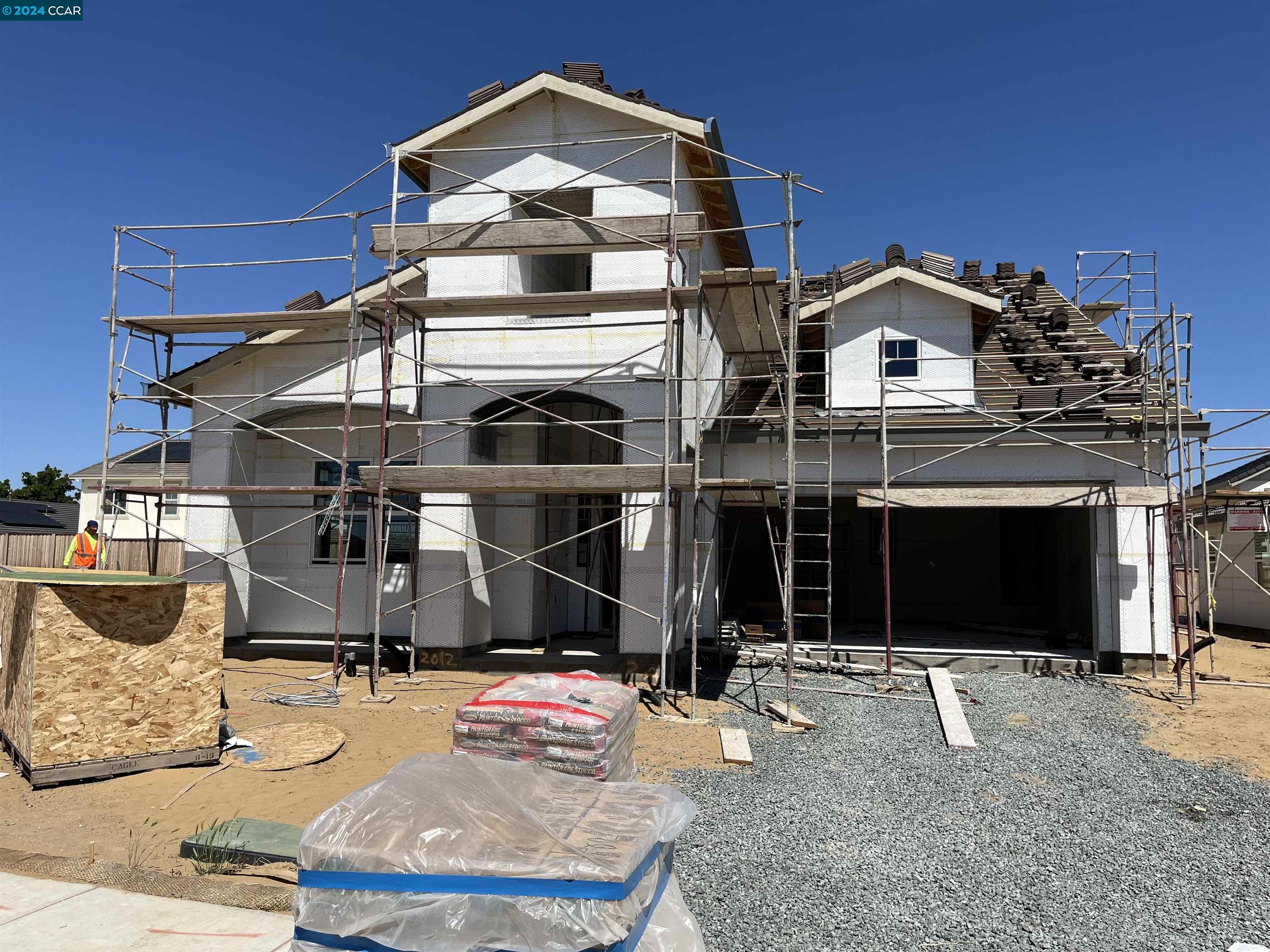 Detail Gallery Image 1 of 1 For 20 Grapevine Ct, Oakley,  CA 94561 - 4 Beds | 3 Baths