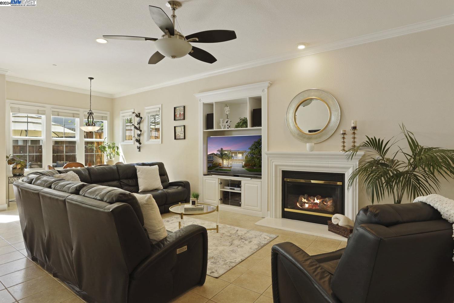 Detail Gallery Image 24 of 58 For 4832 Piper Glen Ter, Dublin,  CA 94568 - 4 Beds | 3/1 Baths