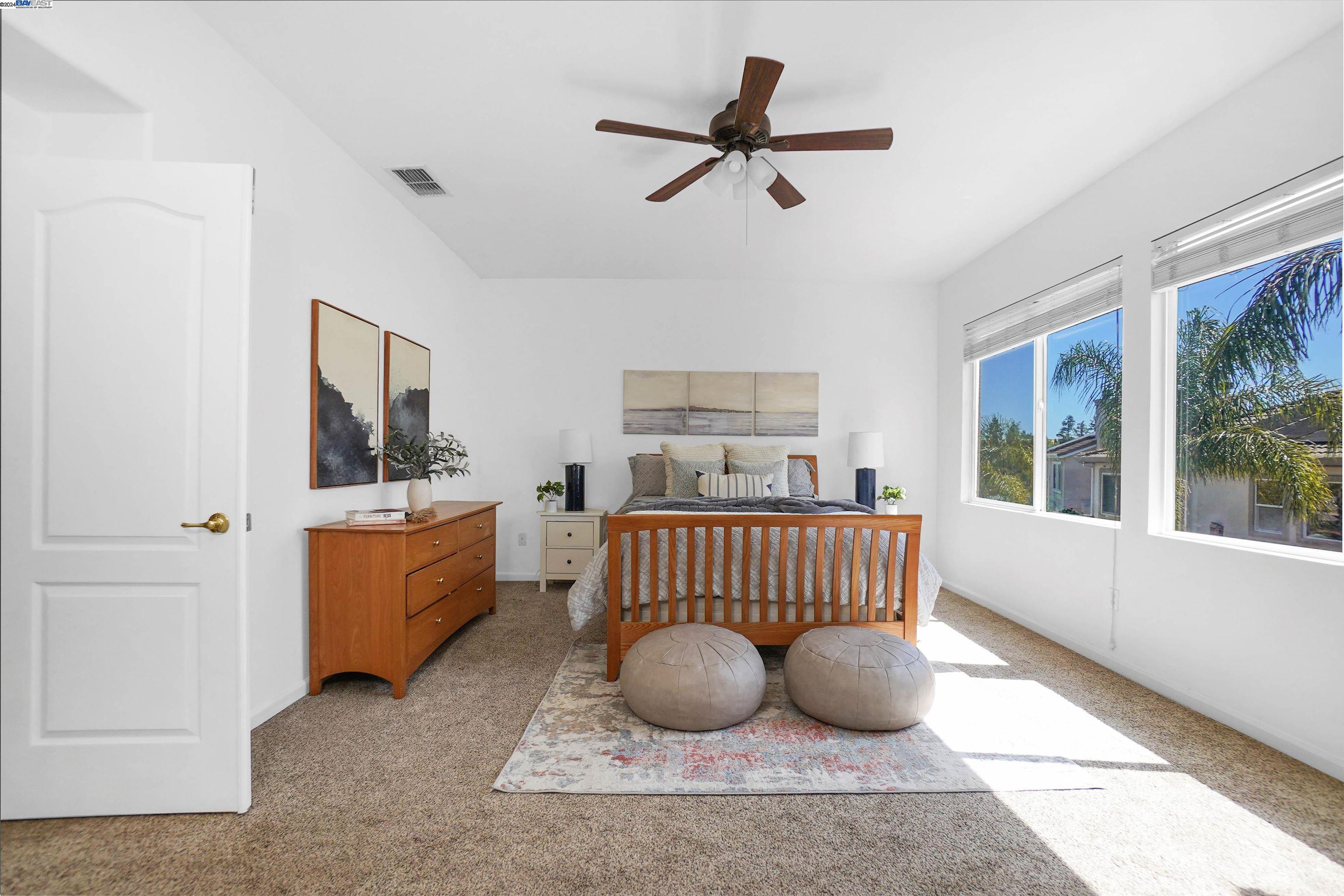 Detail Gallery Image 18 of 32 For 2071 Redbud Way, Antioch,  CA 94509 - 4 Beds | 2/1 Baths