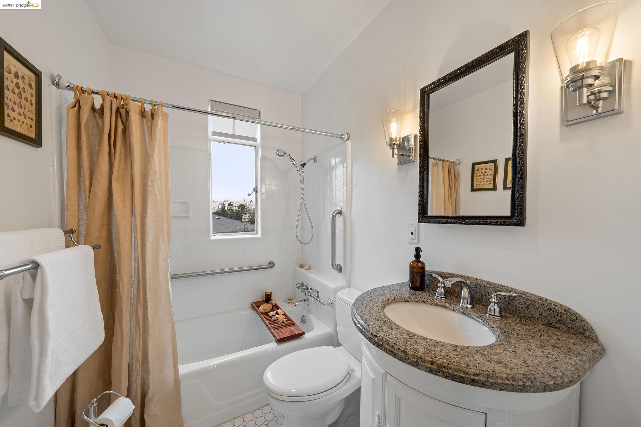 Detail Gallery Image 34 of 48 For 492 Staten Ave #503,  Oakland,  CA 94610 - 2 Beds | 2 Baths