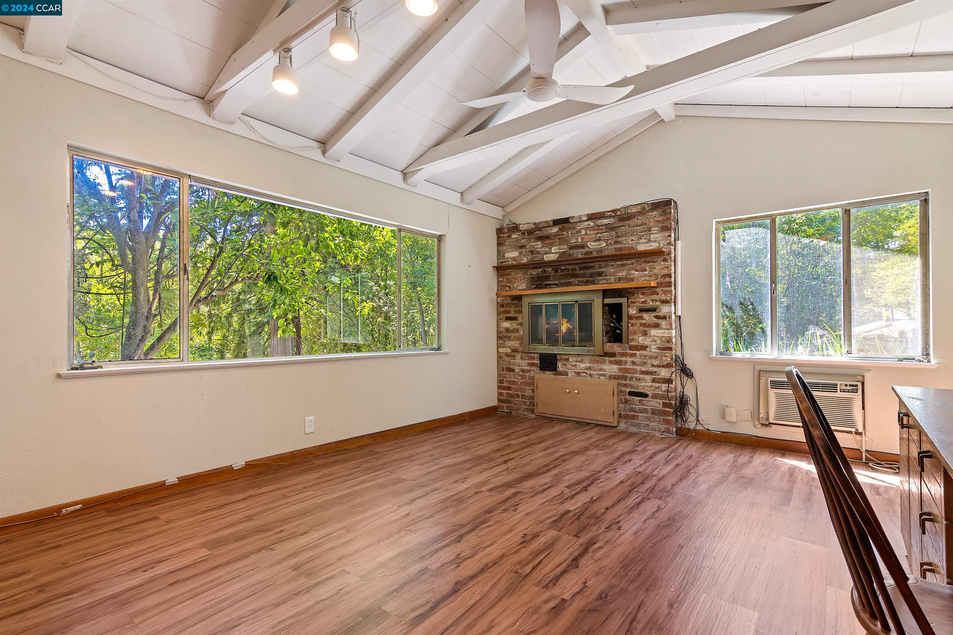 Detail Gallery Image 11 of 22 For 3966 Rancho Rd, Lafayette,  CA 94549 - 3 Beds | 2 Baths