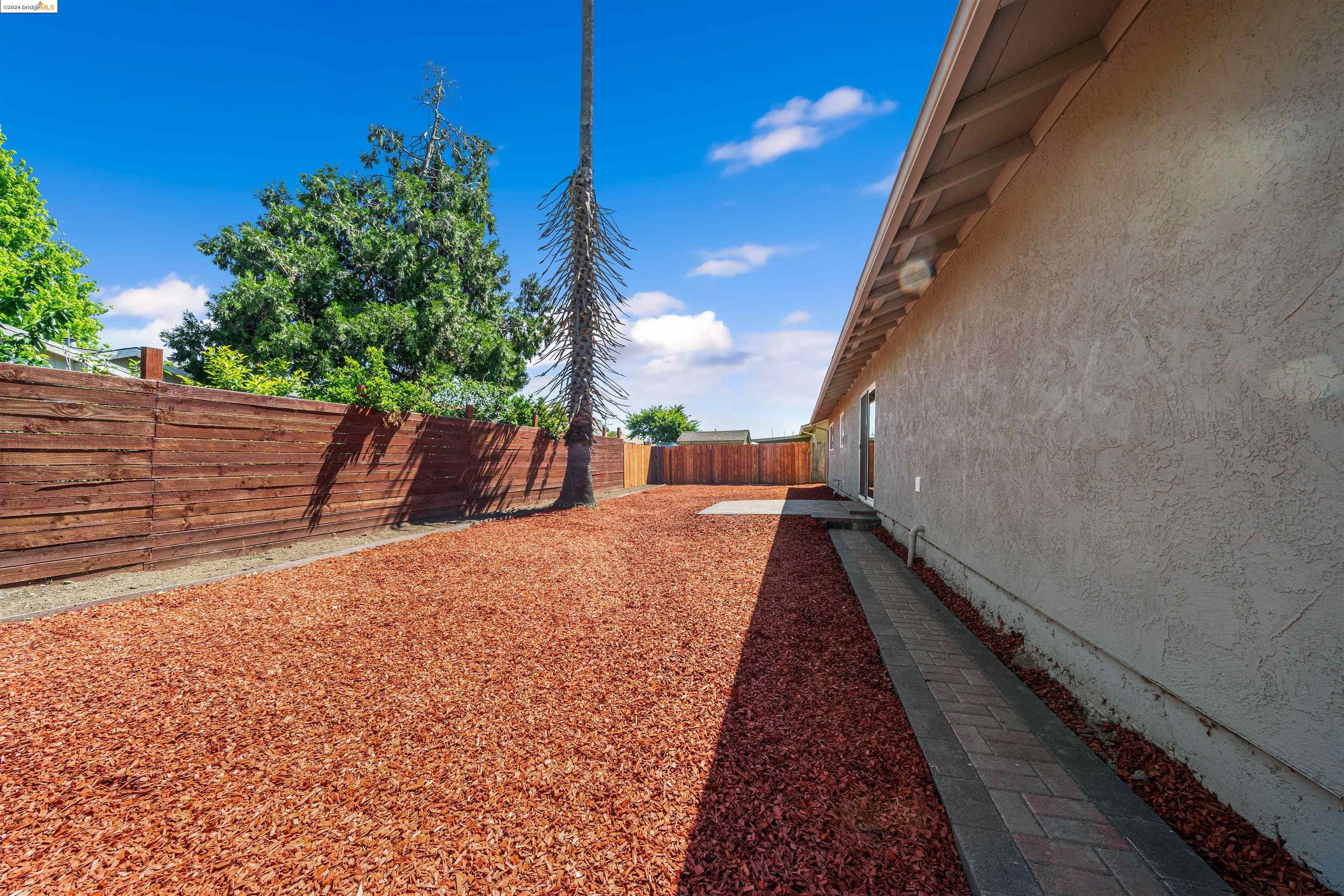 Detail Gallery Image 17 of 21 For 236 Maple St, Suisun City,  CA 94585-2820 - 3 Beds | 2 Baths