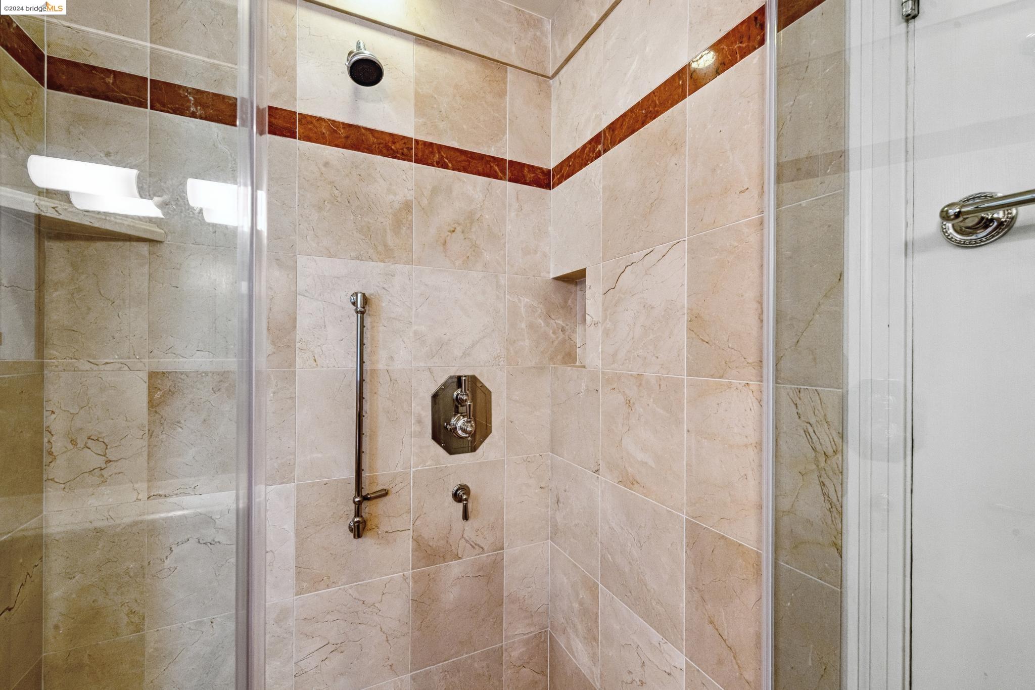 Detail Gallery Image 24 of 58 For 147 Ricardo Ave, Piedmont,  CA 94611 - 3 Beds | 1/1 Baths