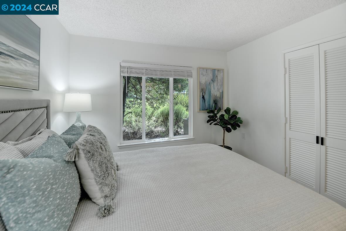Detail Gallery Image 24 of 60 For 3248 Tice Creek Dr #2,  Walnut Creek,  CA 94595 - 3 Beds | 2/1 Baths