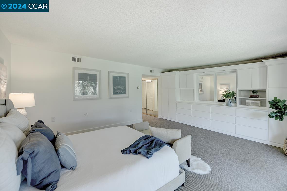 Detail Gallery Image 35 of 60 For 3248 Tice Creek Dr #2,  Walnut Creek,  CA 94595 - 3 Beds | 2/1 Baths
