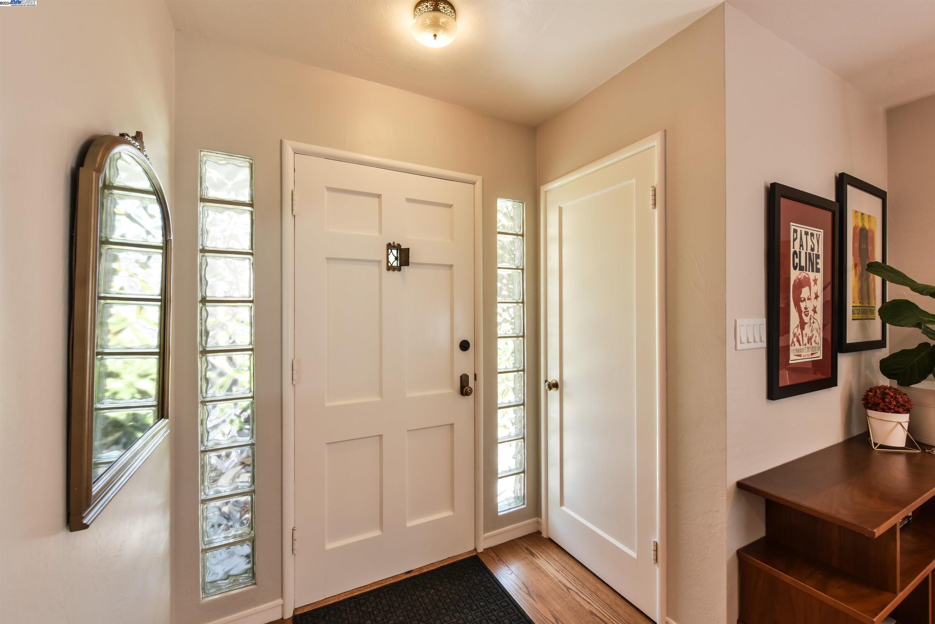 Detail Gallery Image 5 of 48 For 814 Collier Dr, San Leandro,  CA 94577 - 2 Beds | 1 Baths