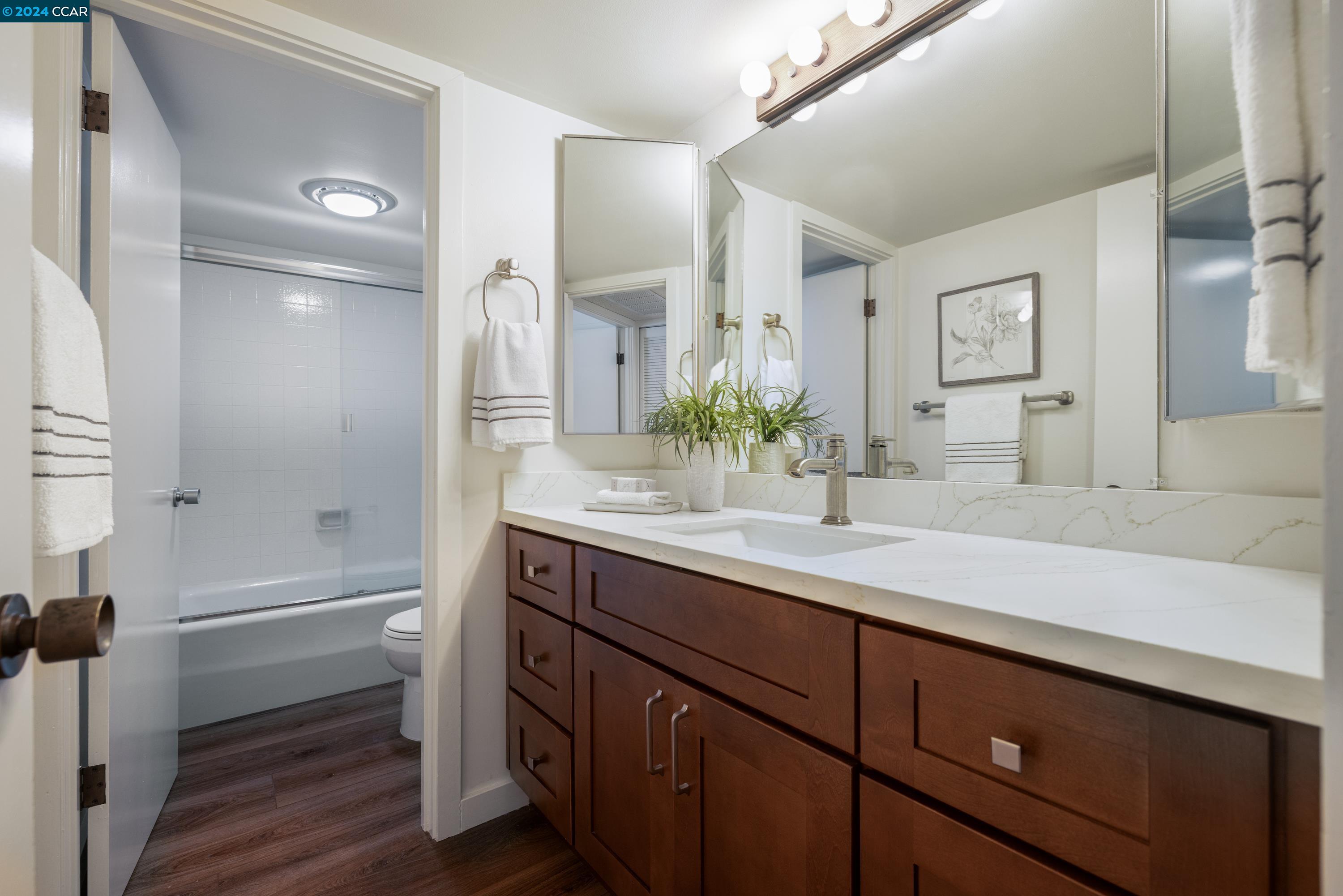 Detail Gallery Image 28 of 41 For 151 Camelia Lane, Lafayette,  CA 94549-2733 - 3 Beds | 3/1 Baths