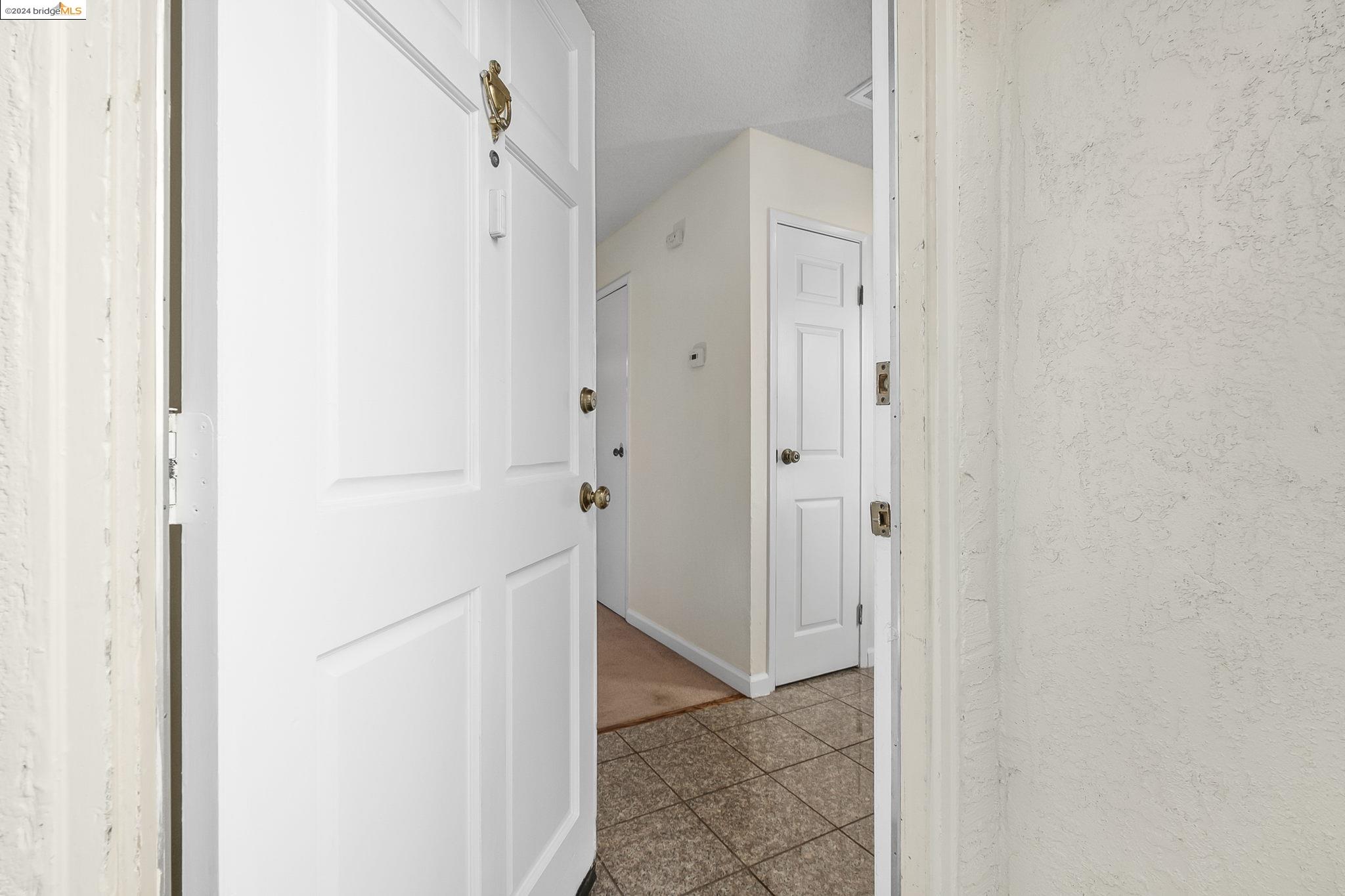 Detail Gallery Image 2 of 35 For 1713 Dalessi Dr, Pinole,  CA 94564 - 2 Beds | 2/1 Baths