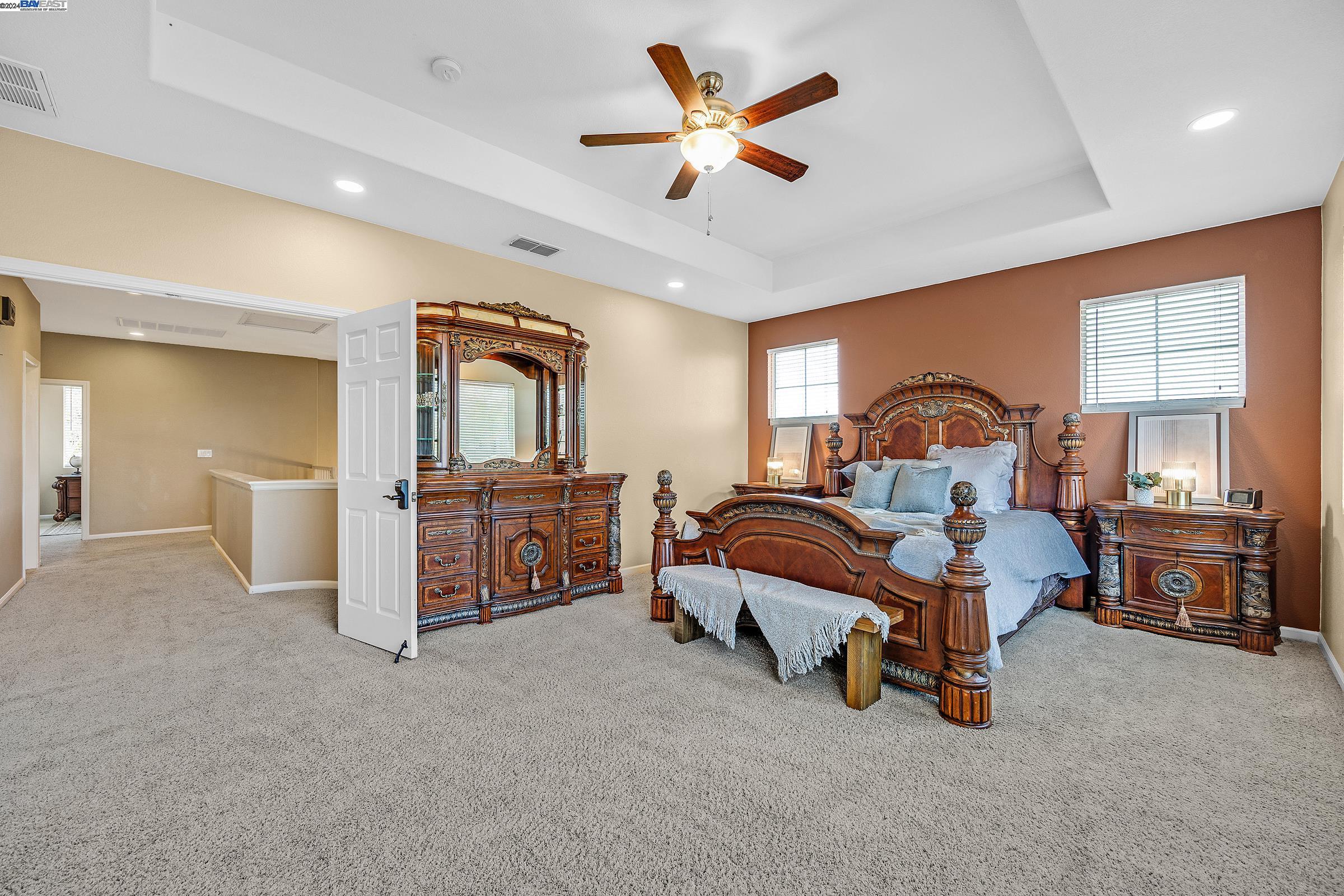 Detail Gallery Image 12 of 54 For 27836 Gerhart Ln, Tracy,  CA 95304-8173 - 5 Beds | 3/1 Baths