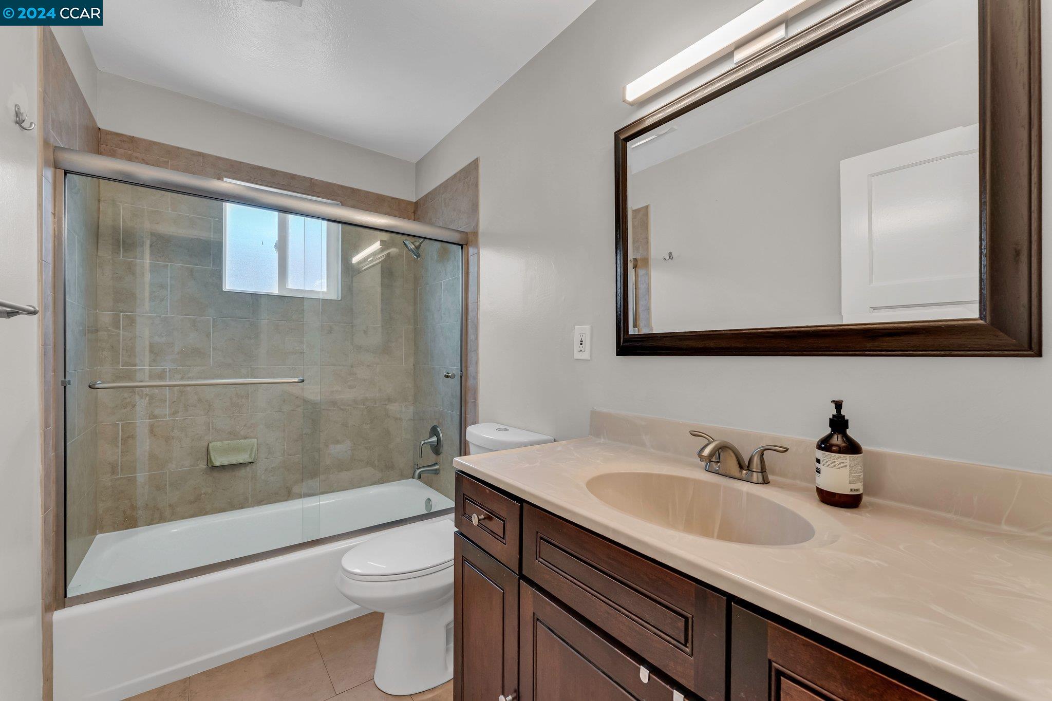 Detail Gallery Image 20 of 33 For 16058 via Conejo, San Lorenzo,  CA 94580 - 3 Beds | 1/1 Baths