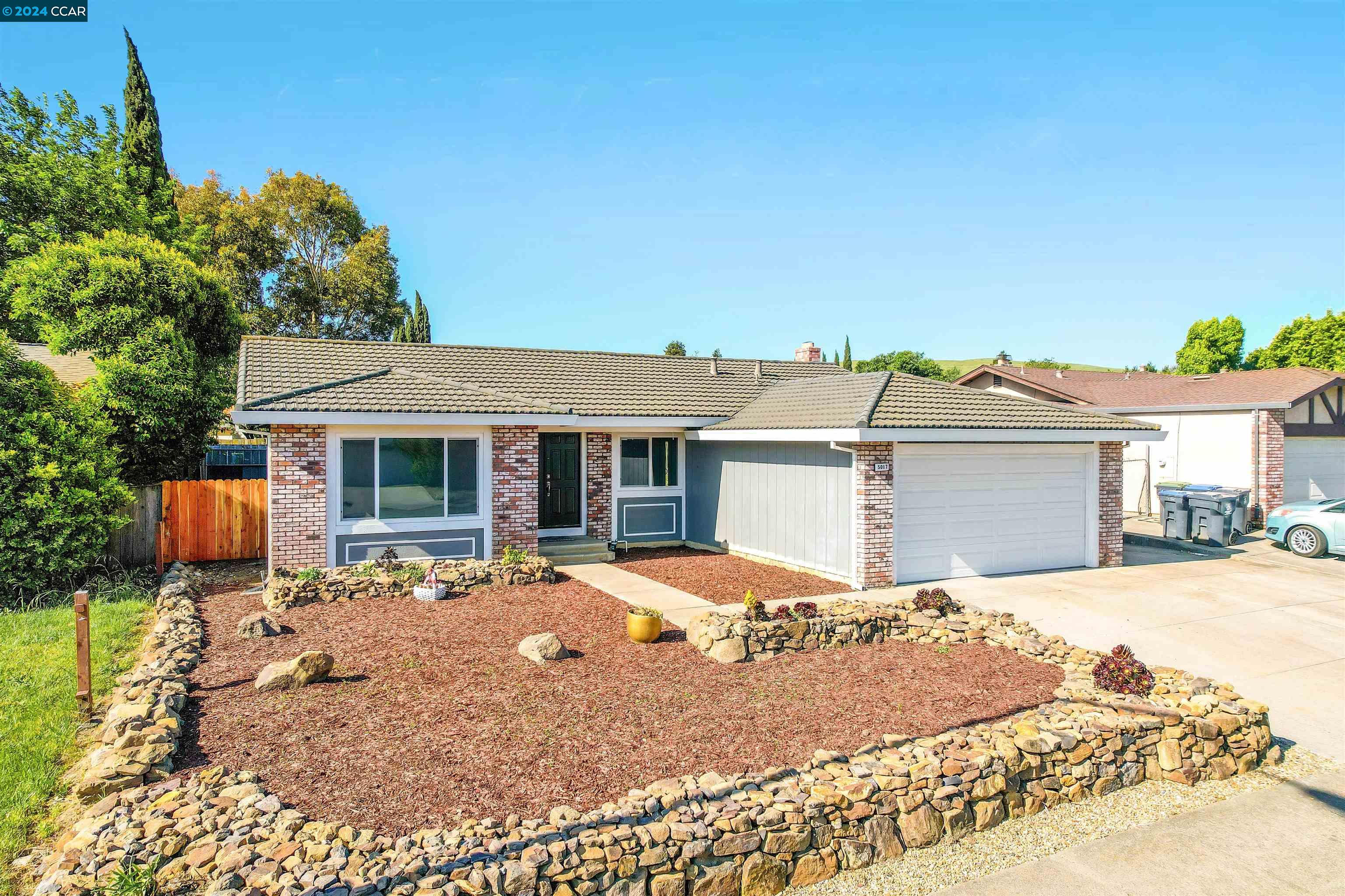 Detail Gallery Image 1 of 1 For 5017 Silverado Dr, Fairfield,  CA 94534 - 3 Beds | 2 Baths
