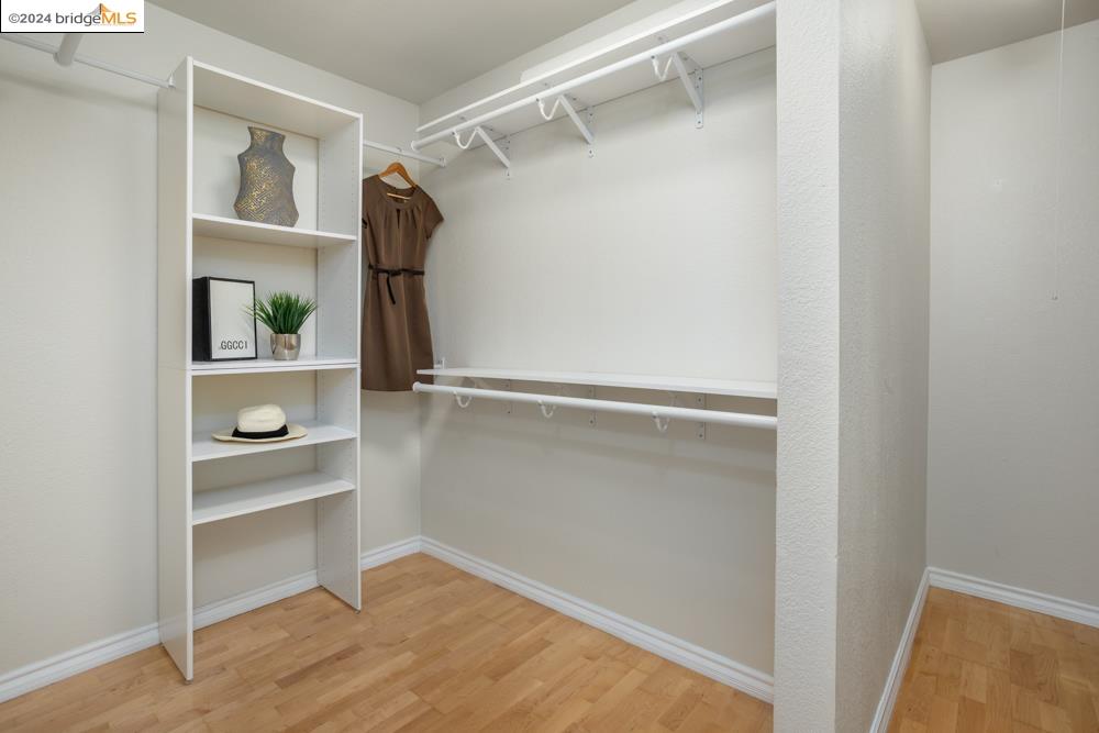 Detail Gallery Image 15 of 43 For 4 Commodore Dr #D430,  Emeryville,  CA 94608 - 1 Beds | 1 Baths