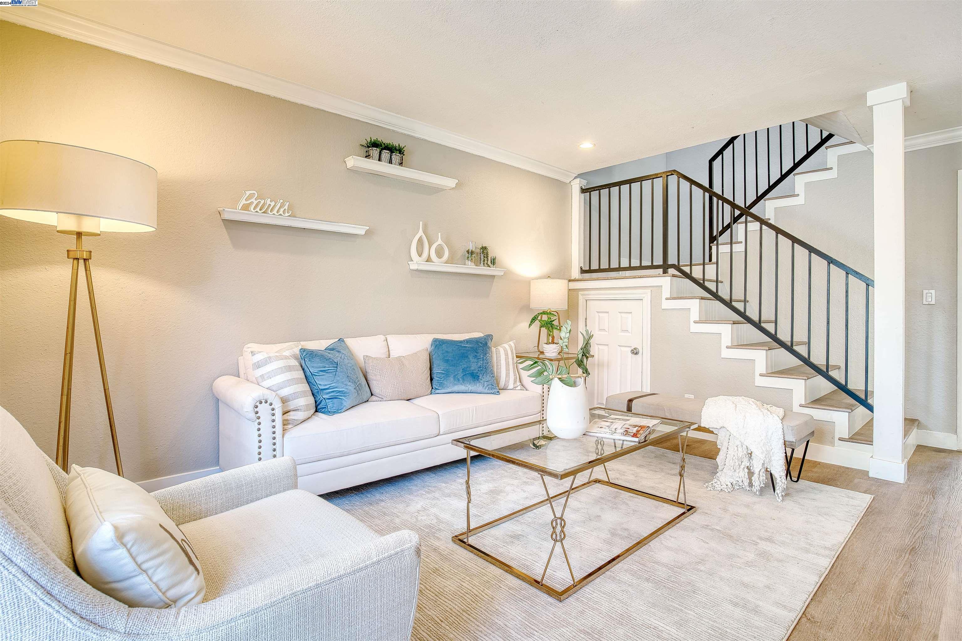 Detail Gallery Image 1 of 1 For 3159 Payne Ave #28,  San Jose,  CA 95117 - 3 Beds | 2/1 Baths