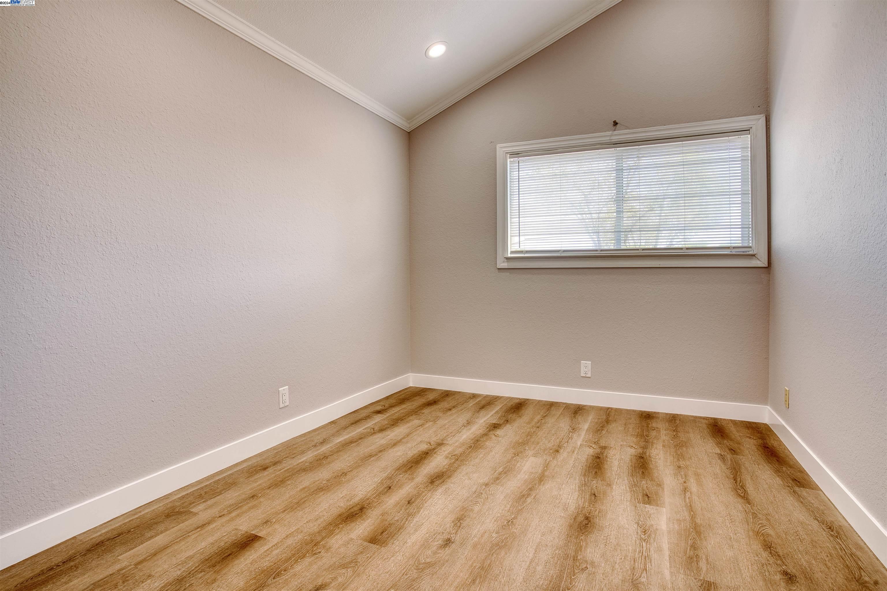 Detail Gallery Image 37 of 48 For 3159 Payne Ave #28,  San Jose,  CA 95117 - 3 Beds | 2/1 Baths