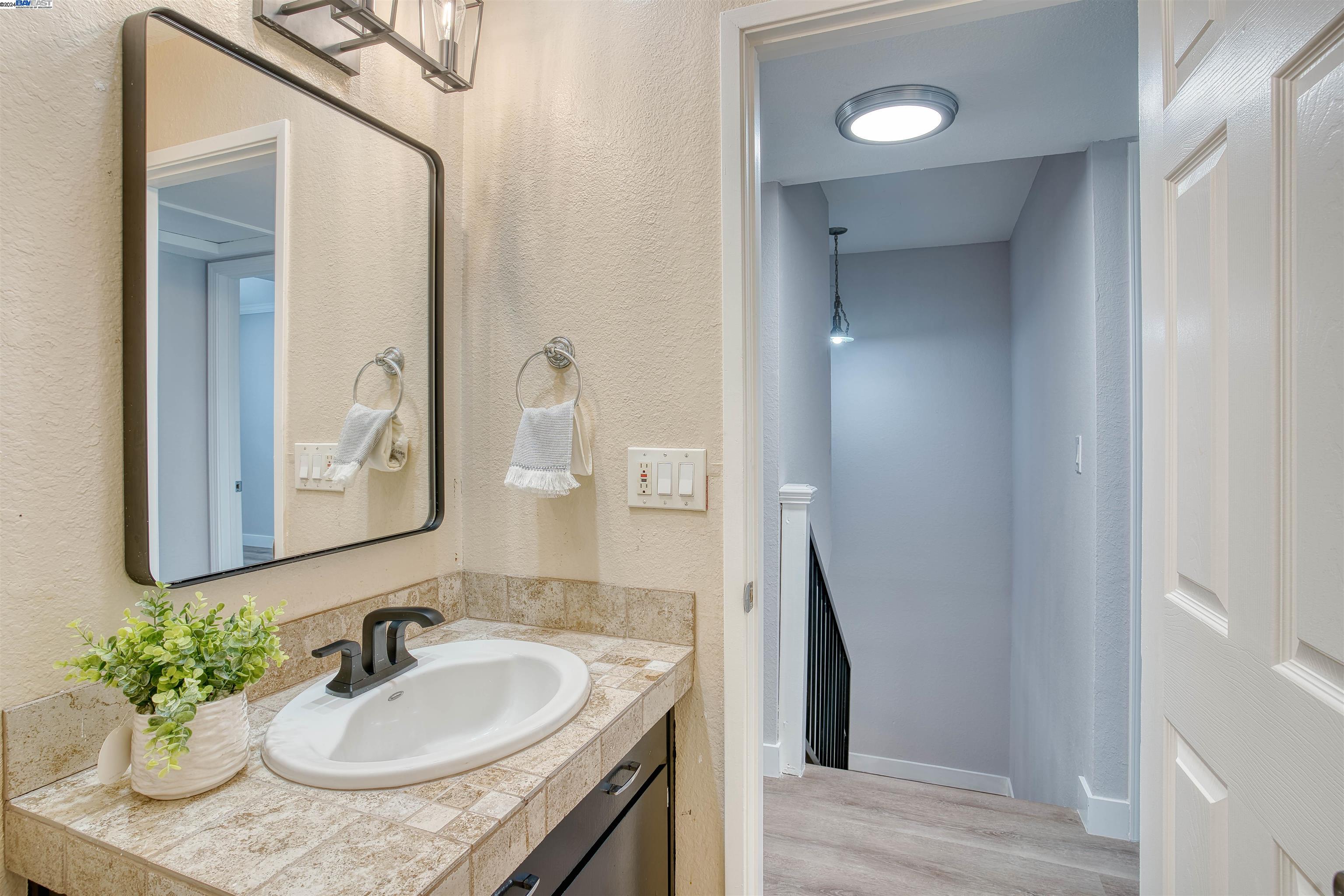 Detail Gallery Image 40 of 48 For 3159 Payne Ave #28,  San Jose,  CA 95117 - 3 Beds | 2/1 Baths