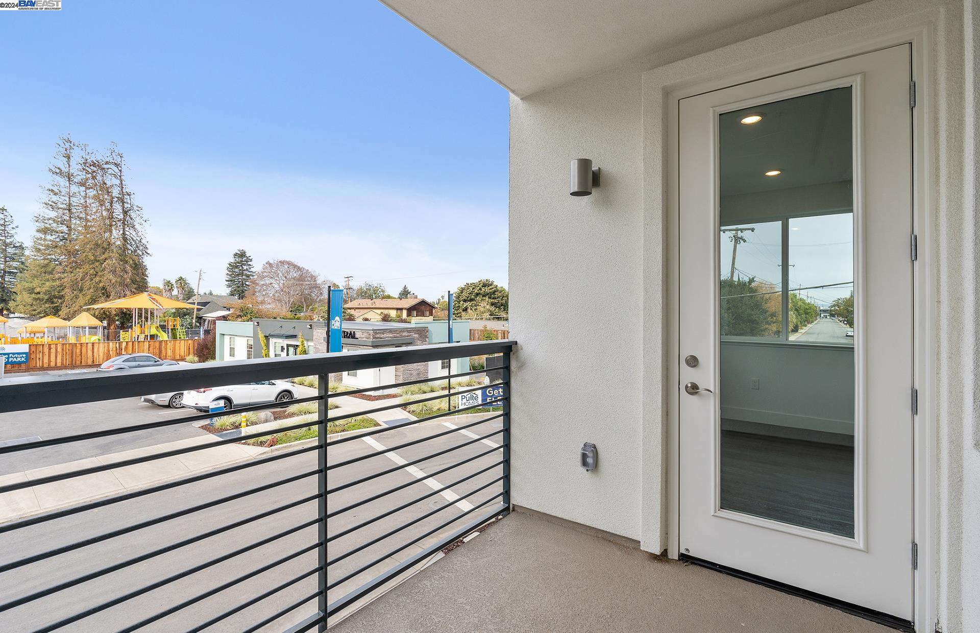Detail Gallery Image 14 of 29 For 3356 Petunia Court #203,  San Jose,  CA 95117 - 2 Beds | 2 Baths