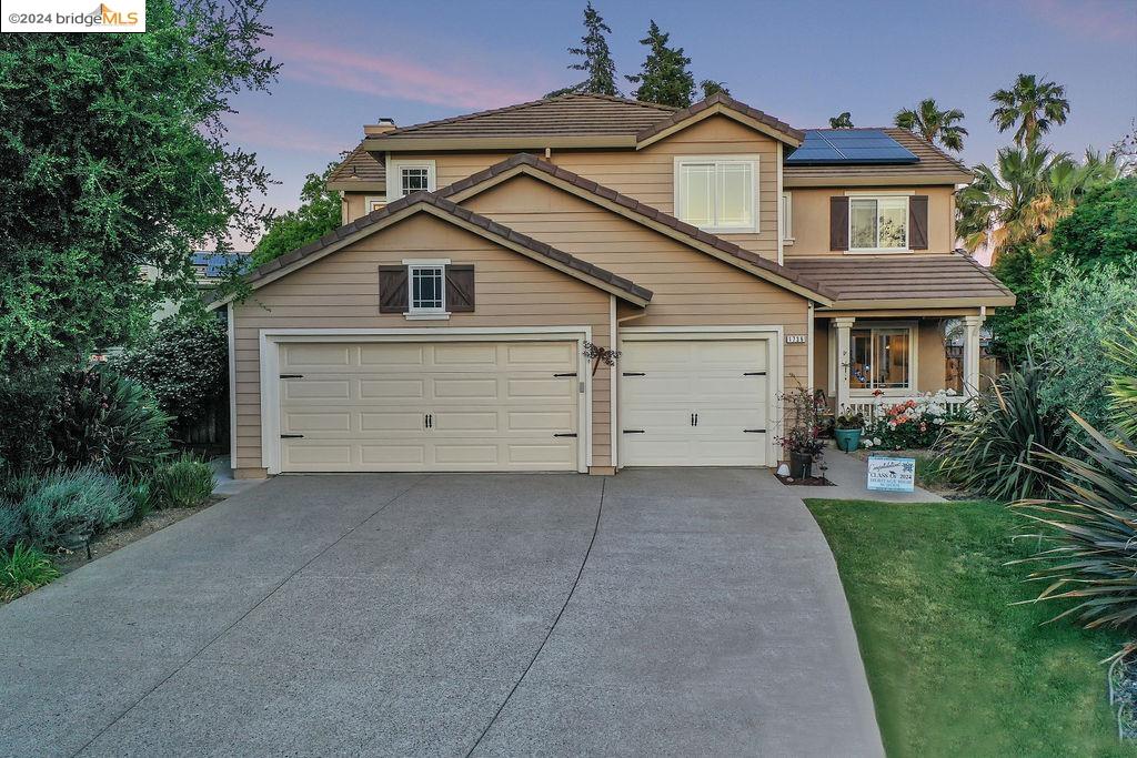 Detail Gallery Image 1 of 1 For 1736 Diamond Springs Ct, Brentwood,  CA 94513 - 6 Beds | 3 Baths