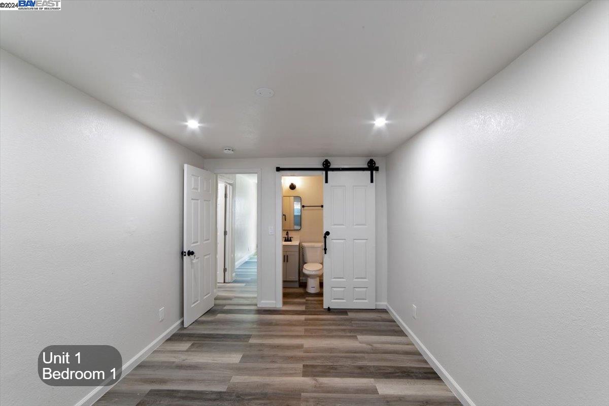 Detail Gallery Image 12 of 51 For 3325 E 8th St, Oakland,  CA 94601 - – Beds | – Baths