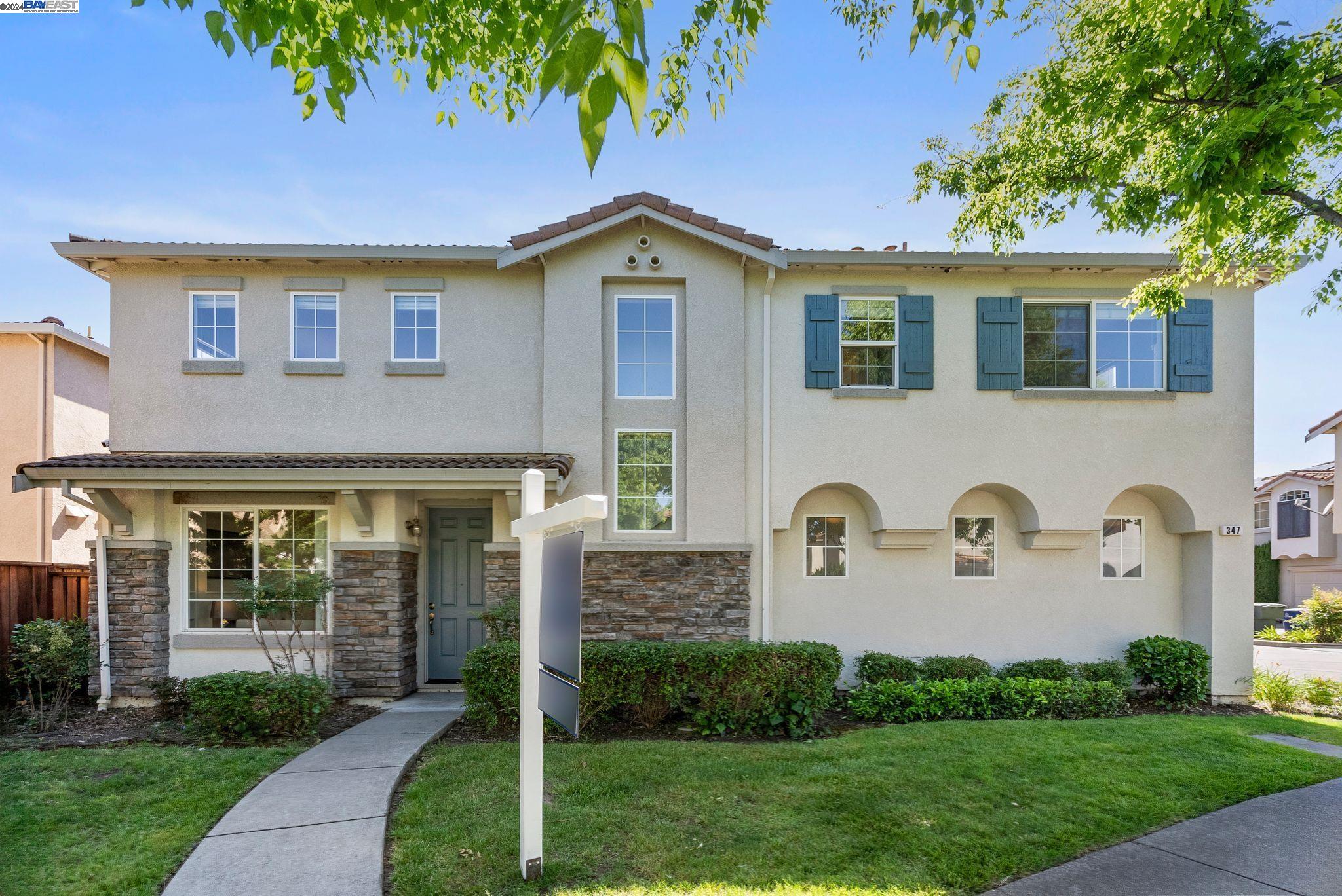 Detail Gallery Image 1 of 43 For 347 Accolade Dr, San Leandro,  CA 94577 - 4 Beds | 2/1 Baths