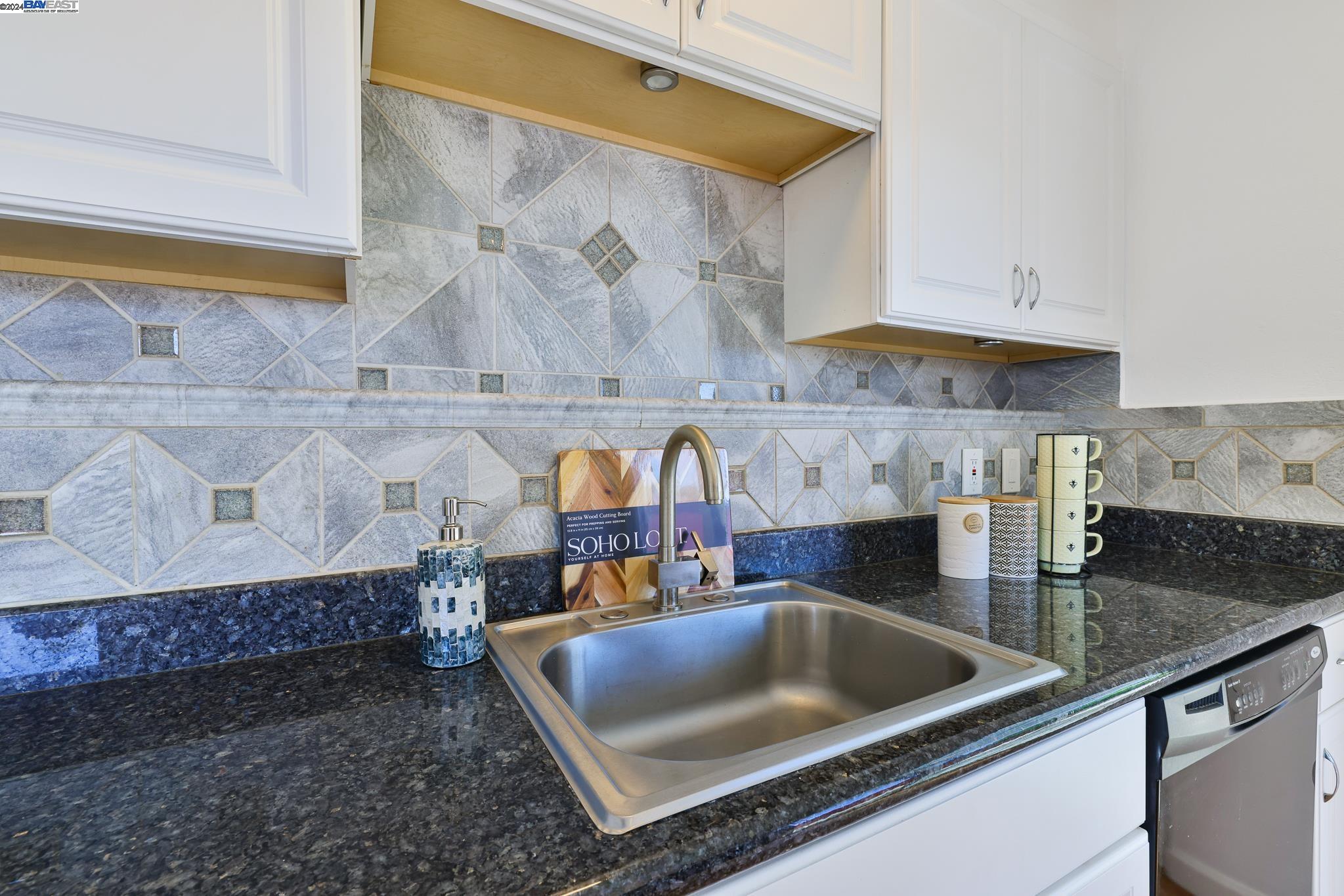 Detail Gallery Image 25 of 45 For 3881 Carmel Way, San Leandro,  CA 94578 - 3 Beds | 1 Baths