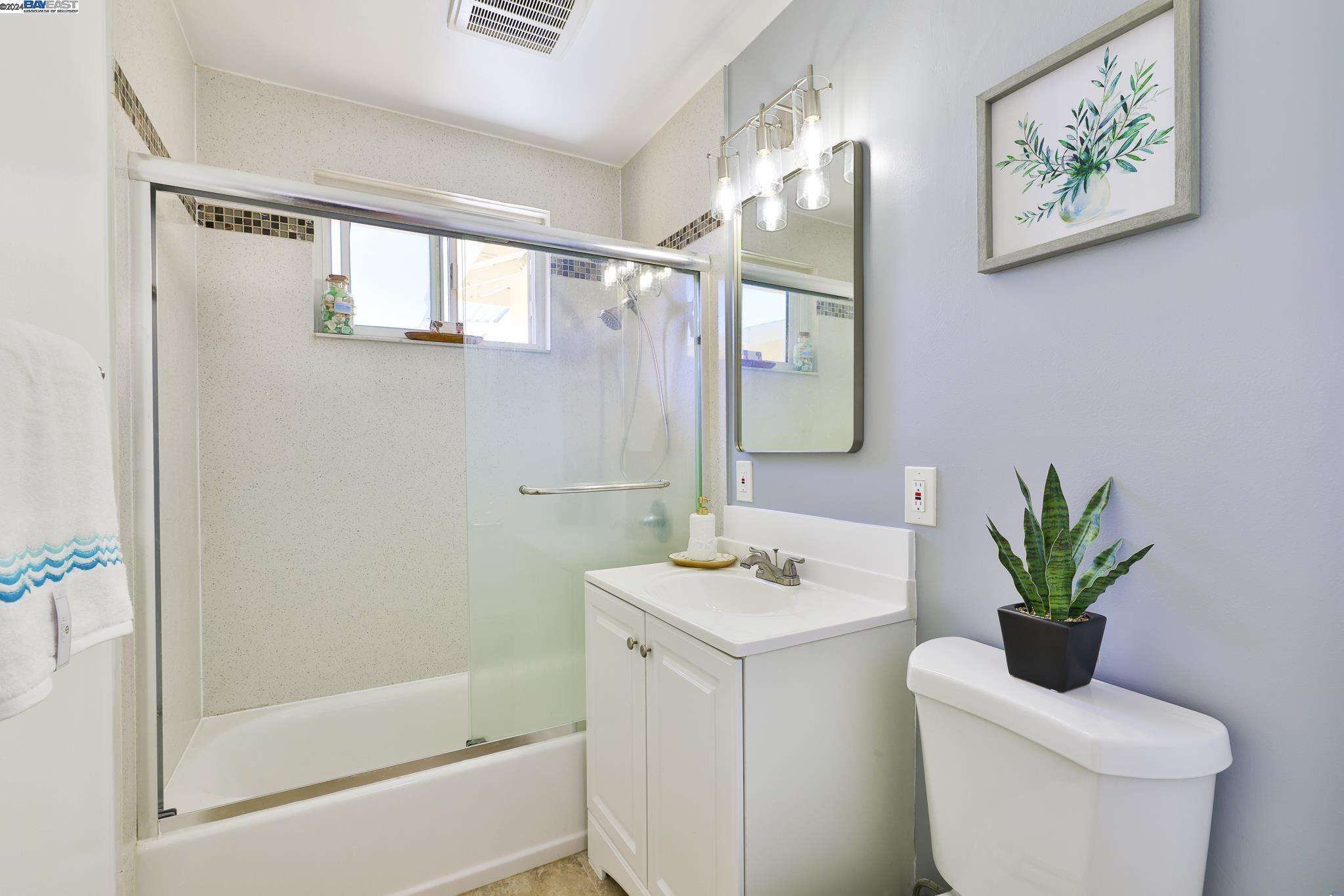 Detail Gallery Image 26 of 45 For 3881 Carmel Way, San Leandro,  CA 94578 - 3 Beds | 1 Baths