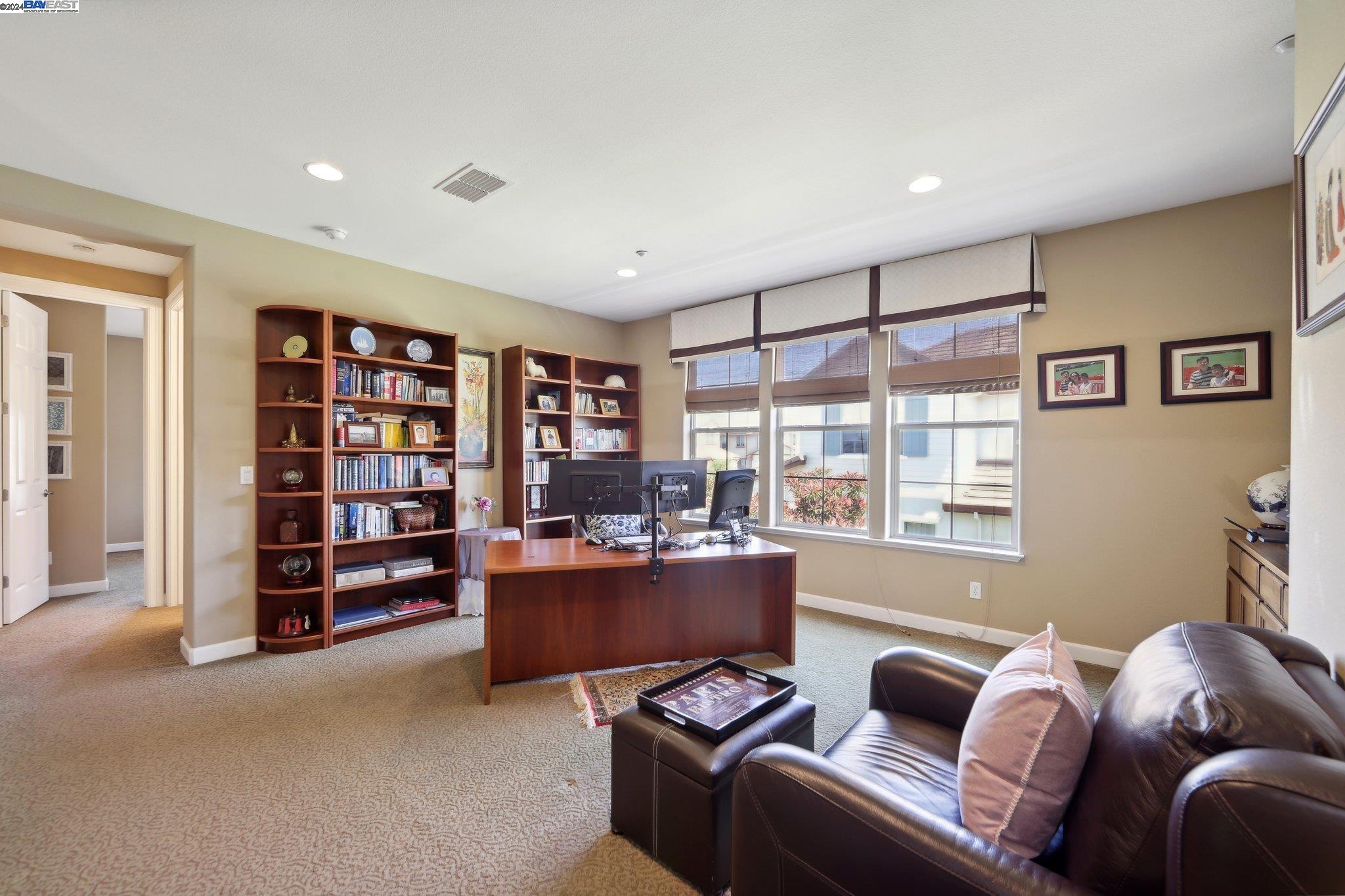 Detail Gallery Image 28 of 60 For 7613 Ridgeline Dr, Dublin,  CA 94568 - 3 Beds | 3/1 Baths
