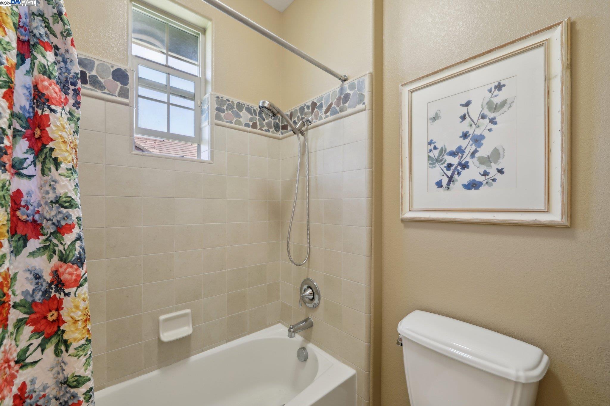 Detail Gallery Image 46 of 60 For 7613 Ridgeline Dr, Dublin,  CA 94568 - 3 Beds | 3/1 Baths
