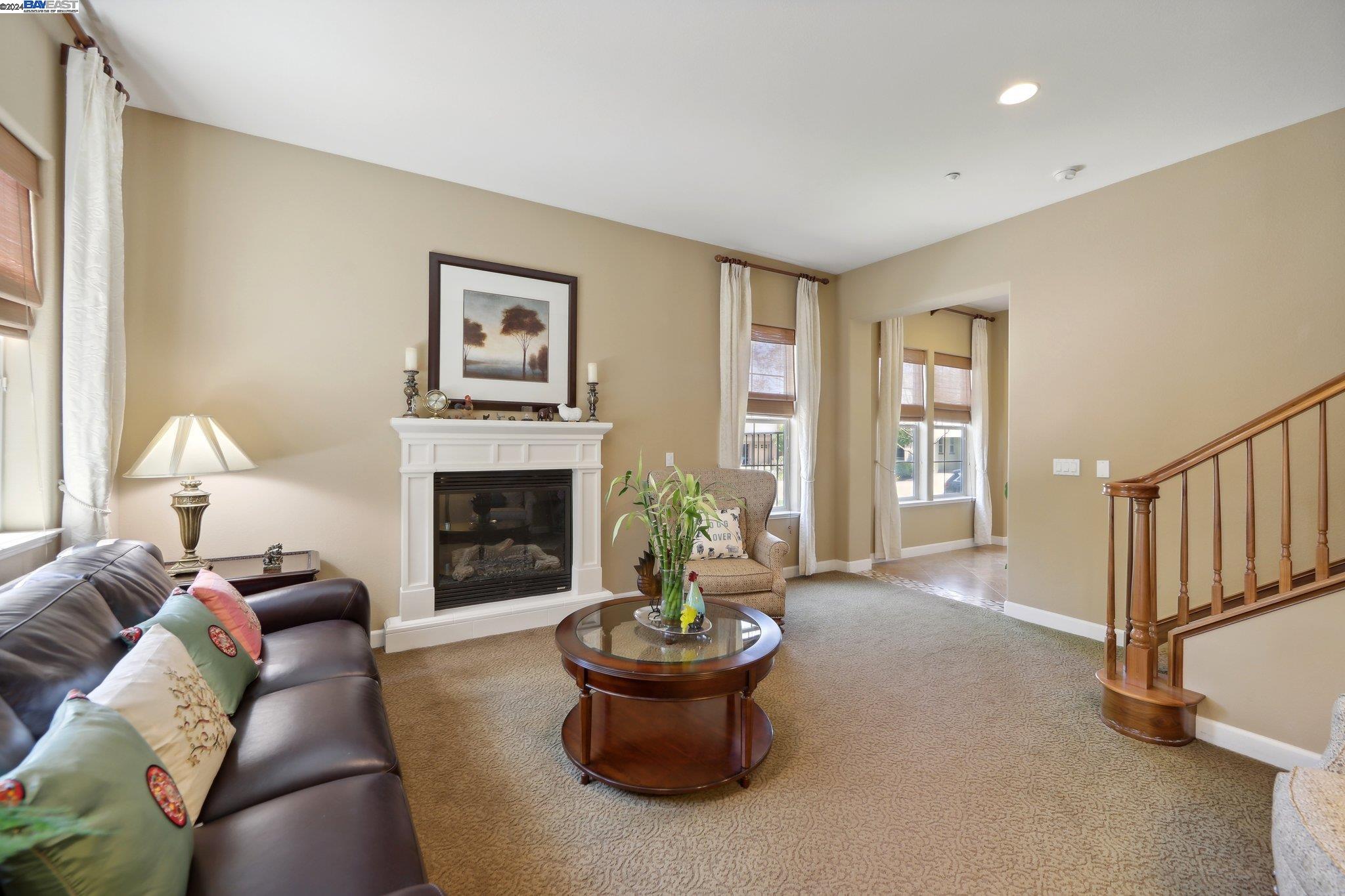 Detail Gallery Image 8 of 60 For 7613 Ridgeline Dr, Dublin,  CA 94568 - 3 Beds | 3/1 Baths