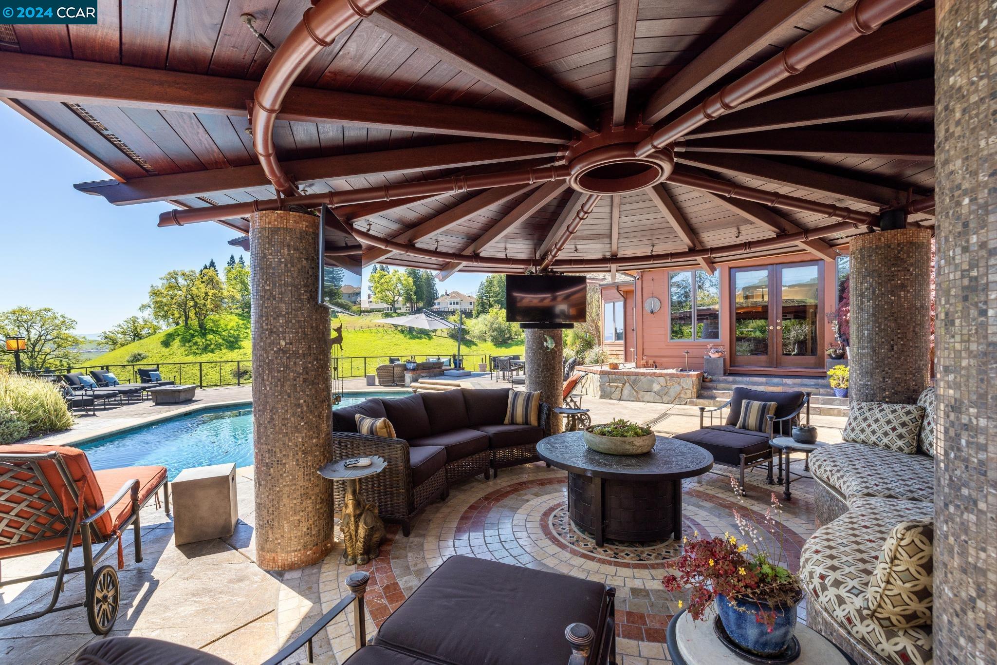 Detail Gallery Image 58 of 60 For 1121 Eagle Nest Ct, Danville,  CA 94506 - 5 Beds | 6/2 Baths