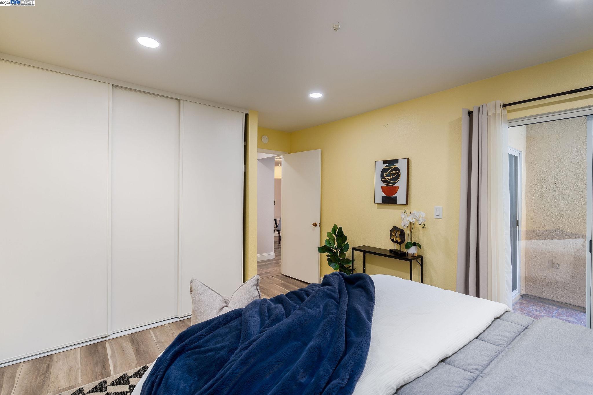 Detail Gallery Image 12 of 24 For 1310 Walden Rd #6,  Walnut Creek,  CA 94597 - 2 Beds | 2 Baths