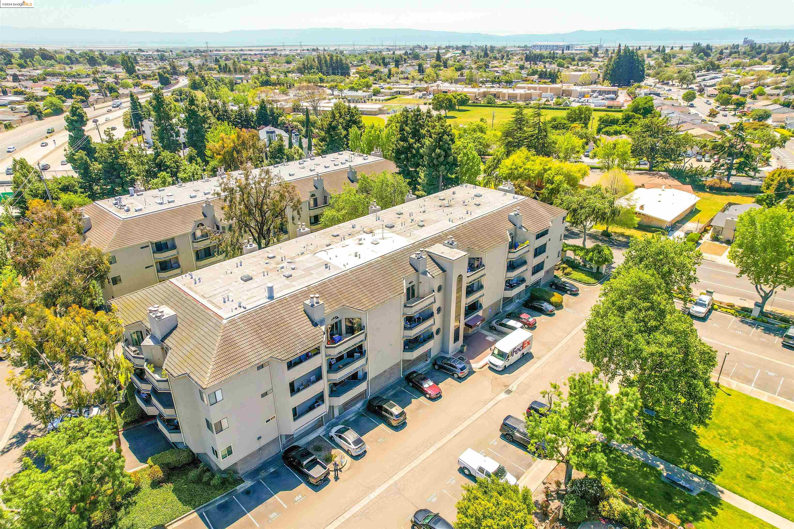 Detail Gallery Image 32 of 40 For 25930 Kay Ave #101,  Hayward,  CA 94545 - 1 Beds | 1/1 Baths
