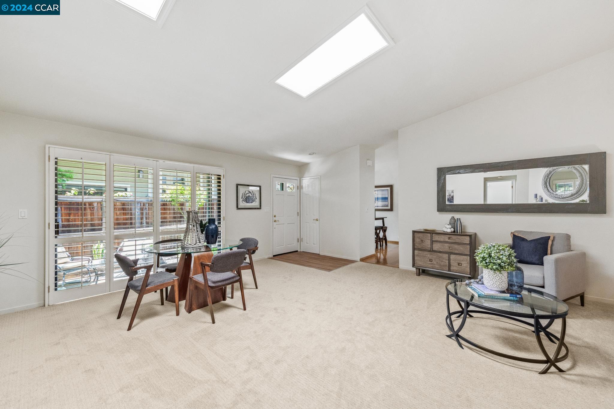Photo #5: 41059628 Listing 