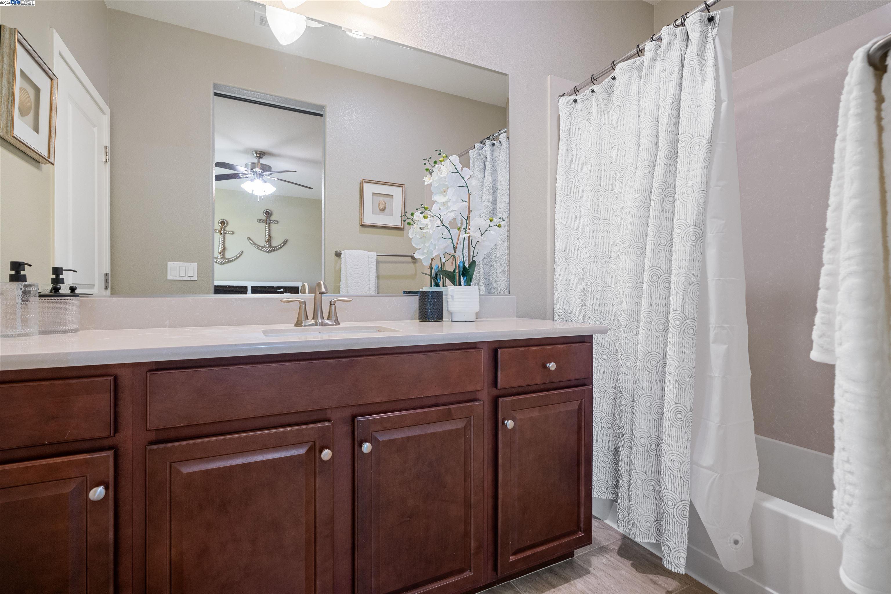 Detail Gallery Image 39 of 60 For 3989 Clare St, Dublin,  CA 94568 - 3 Beds | 3/1 Baths