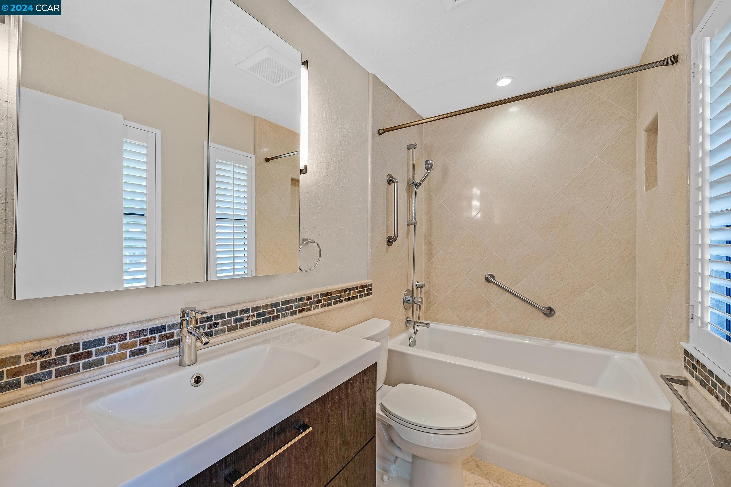 Detail Gallery Image 36 of 53 For 1442 Quail View Circle, Walnut Creek,  CA 94597 - 3 Beds | 3/1 Baths