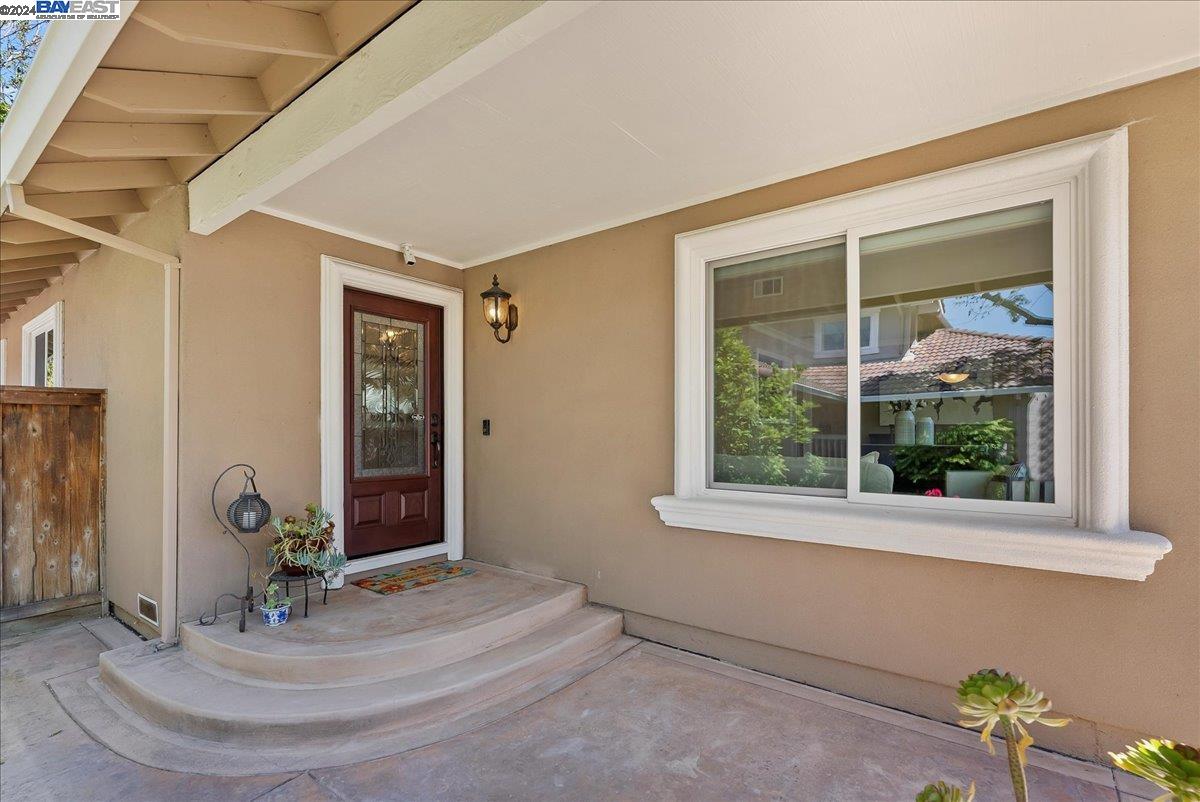 Detail Gallery Image 5 of 40 For 3509 Gulfstream St, Pleasanton,  CA 94588 - 4 Beds | 2 Baths