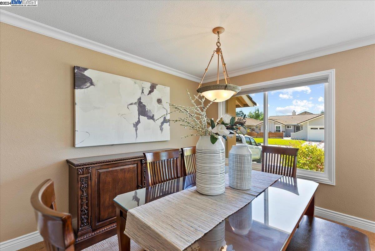 Detail Gallery Image 9 of 40 For 3509 Gulfstream St, Pleasanton,  CA 94588 - 4 Beds | 2 Baths