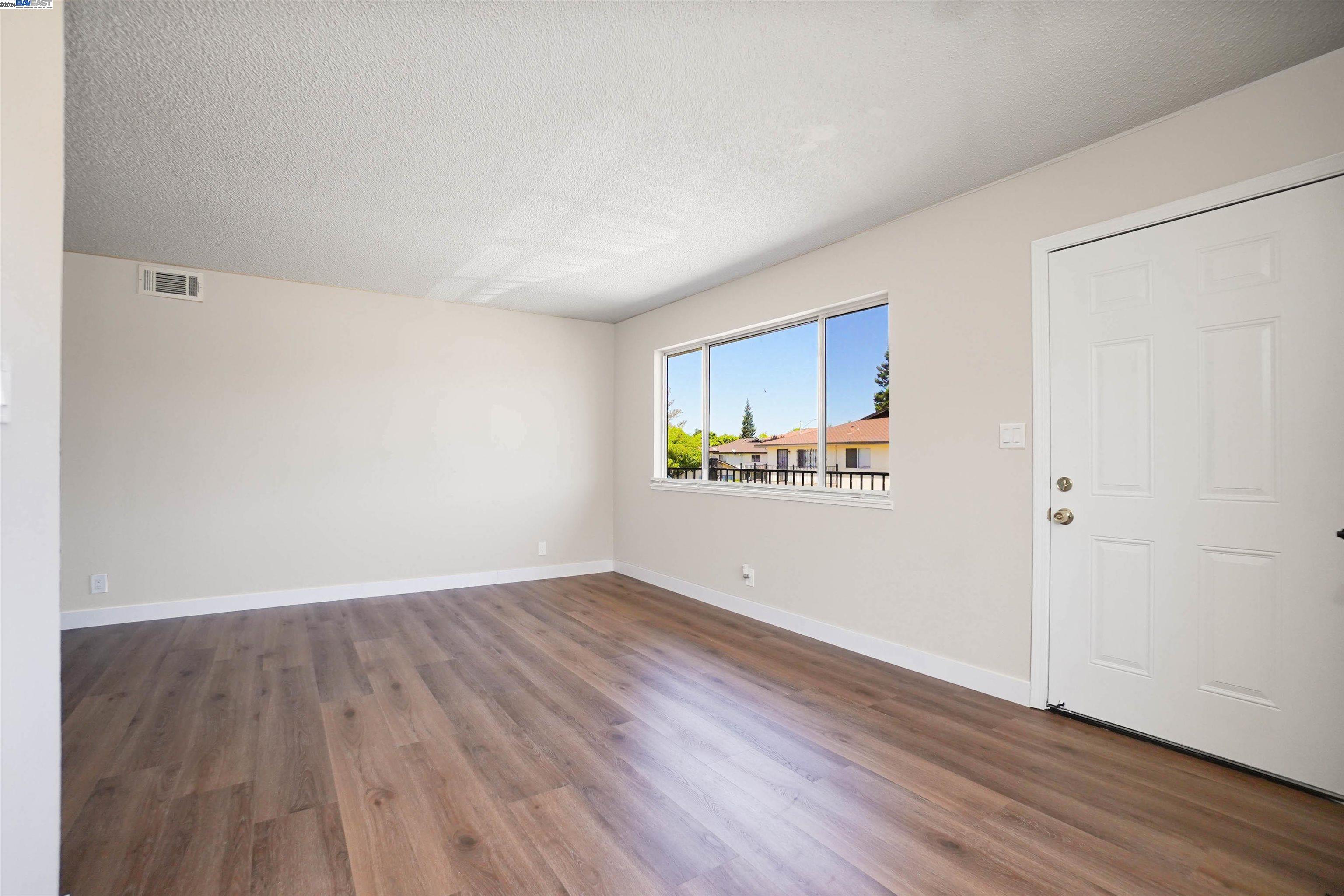 Detail Gallery Image 13 of 22 For 1324 Occidental Ave #4,  Stockton,  CA 95203 - 2 Beds | 1 Baths